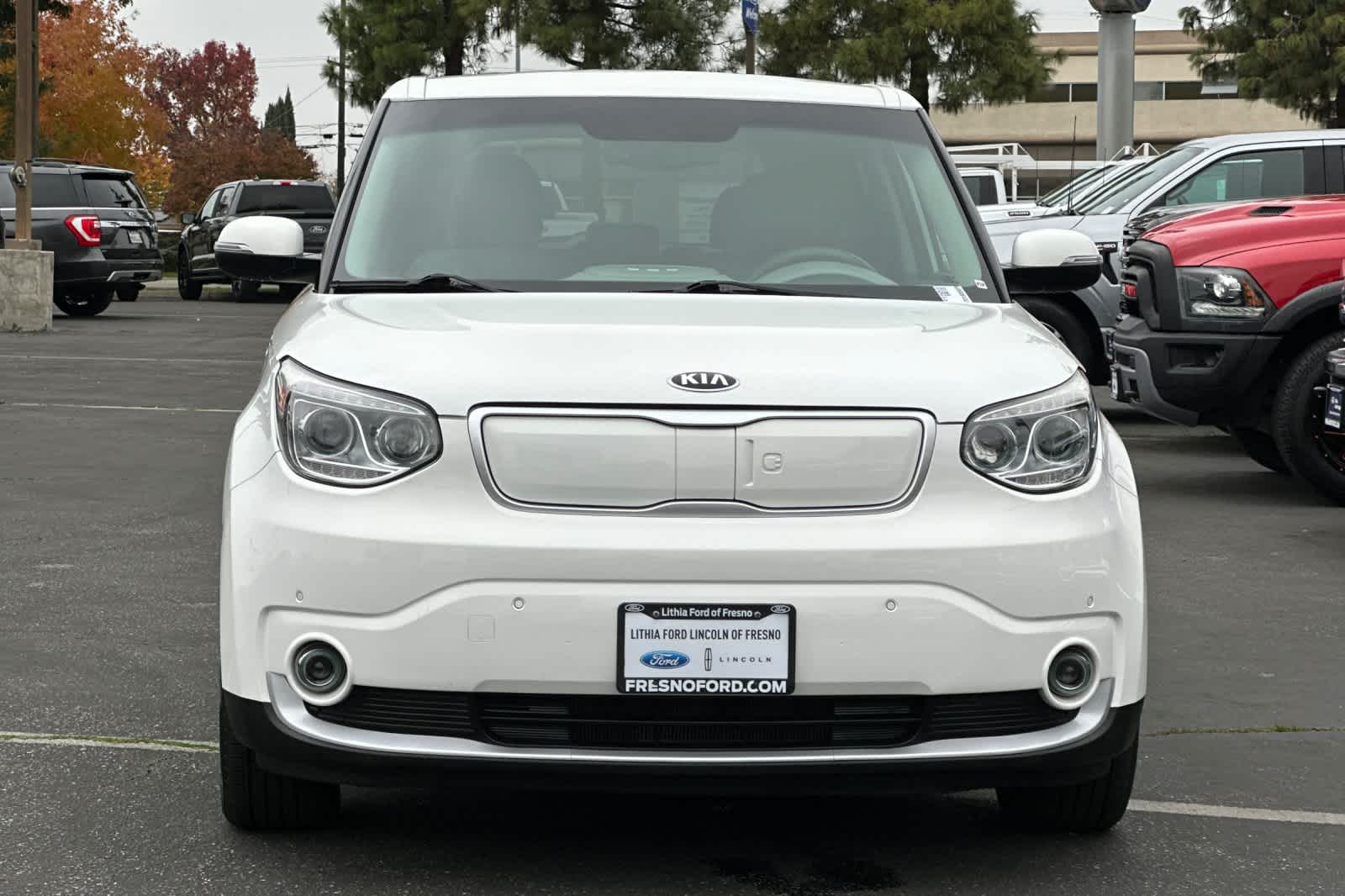 Thumbnail: 2017 Kia Soul EV - 10