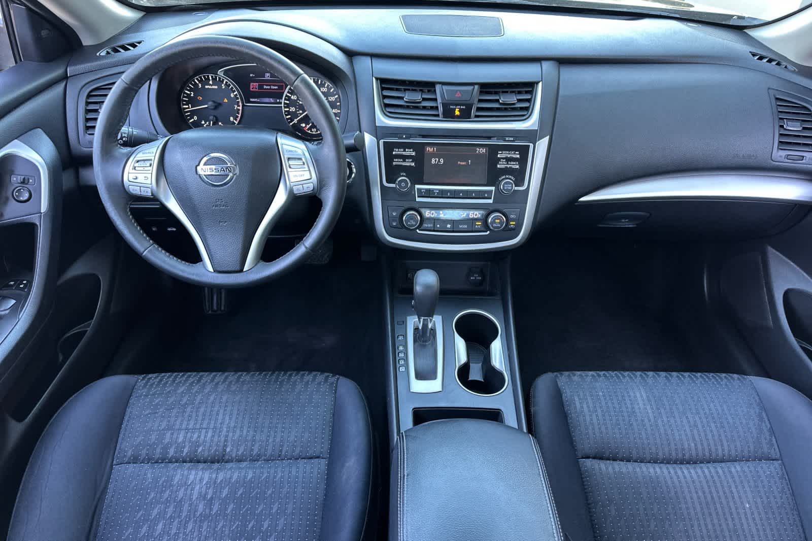 Thumbnail: 2017 Nissan Altima - 3