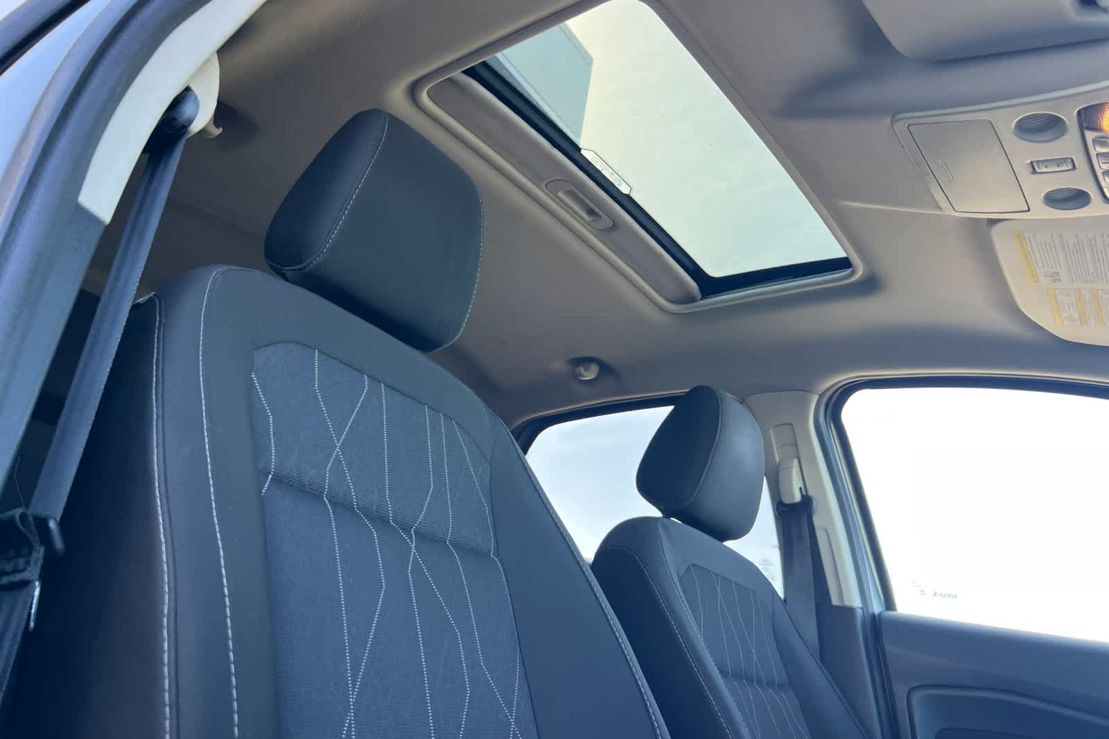Thumbnail: 2019 Ford EcoSport - 17