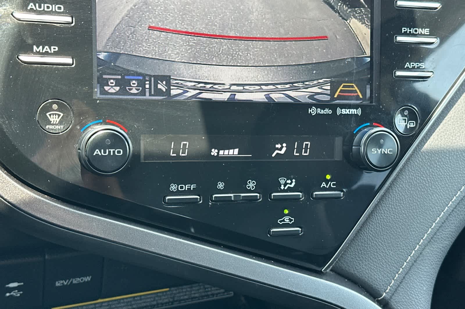 Thumbnail: 2019 Toyota Camry - 20