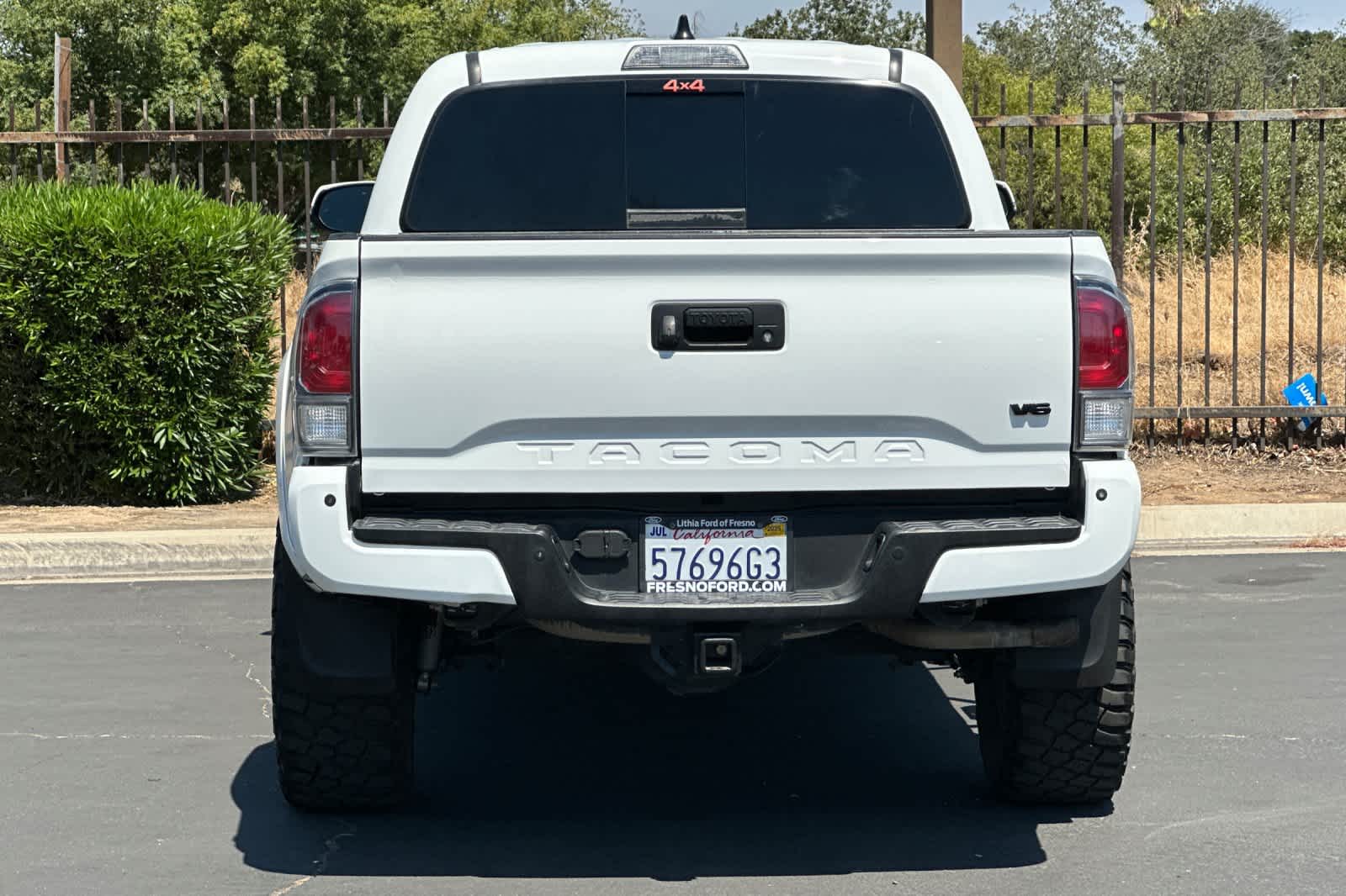 Thumbnail: 2021 Toyota Tacoma - 7