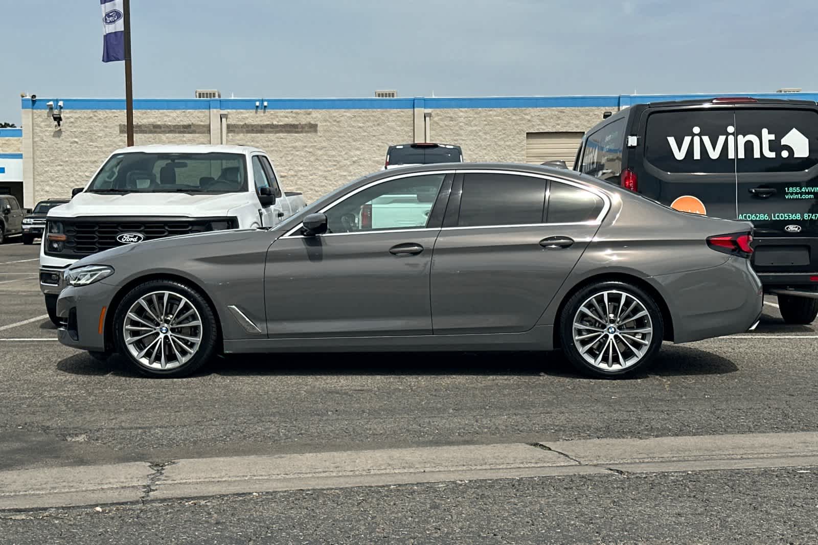 Thumbnail: 2021 BMW 5 Series - 5