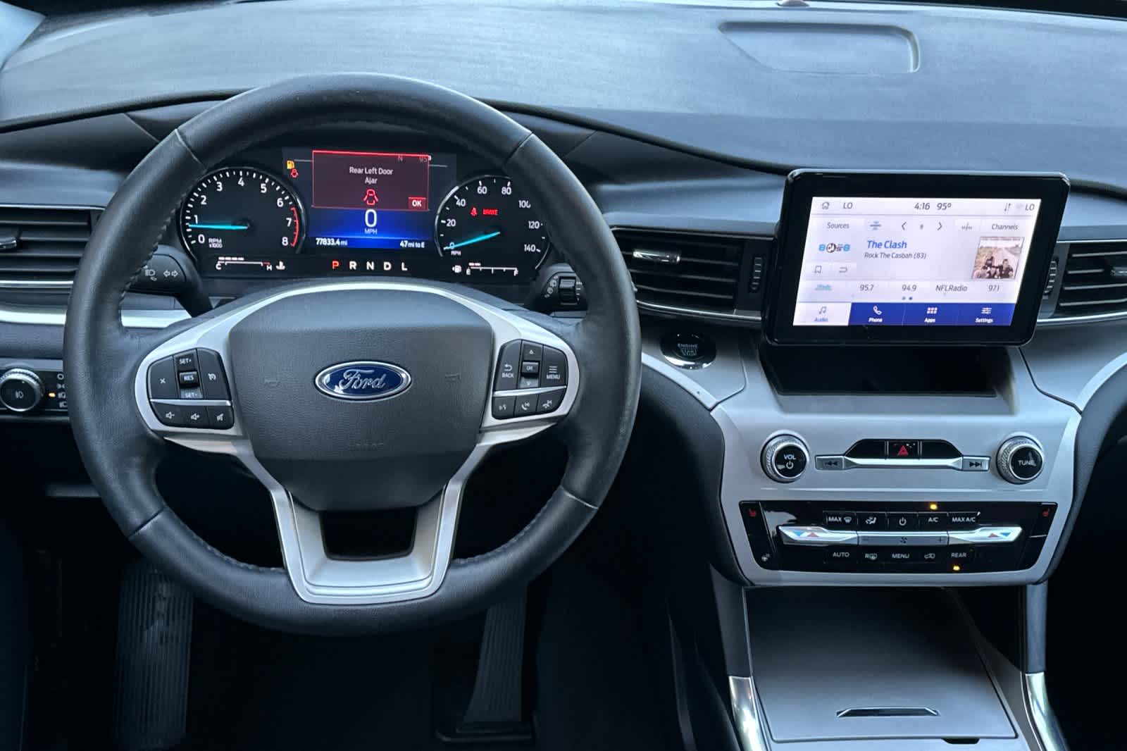 Thumbnail: 2022 Ford Explorer - 15