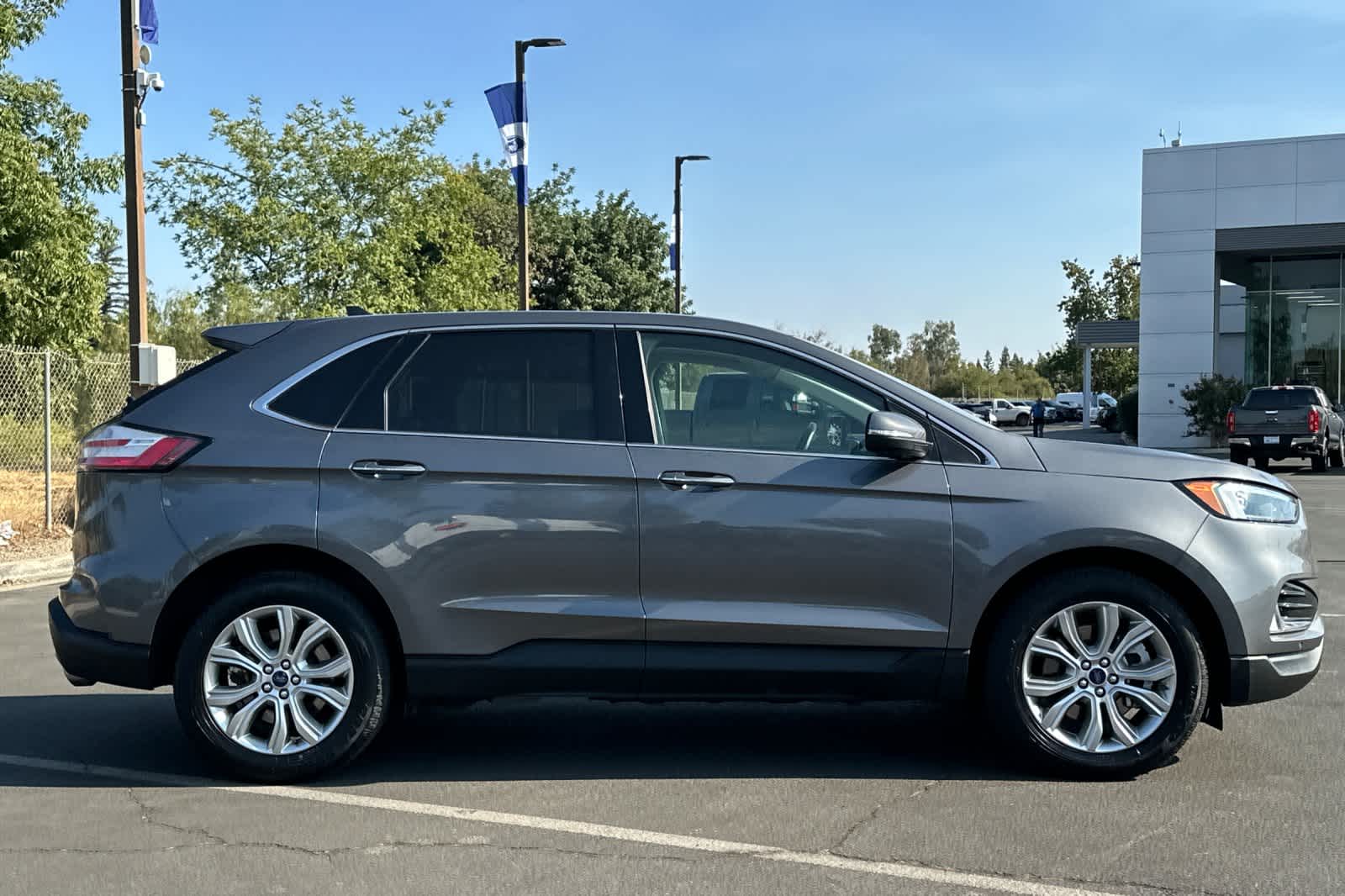 Thumbnail: 2022 Ford Edge - 9