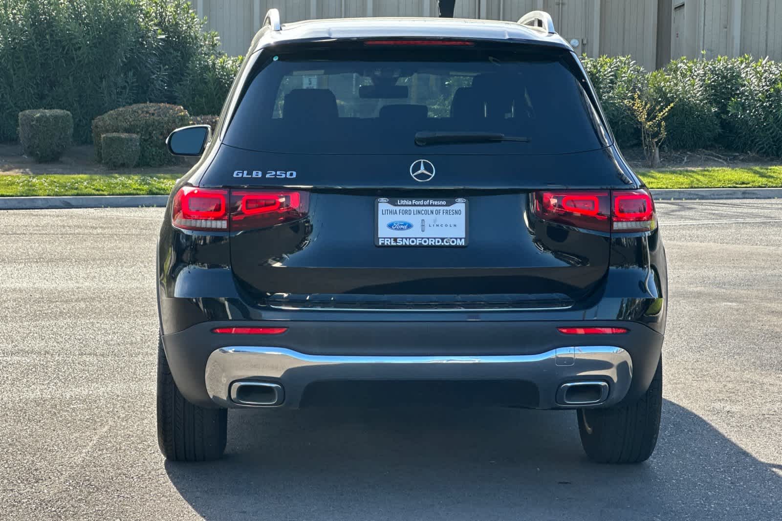 Thumbnail: 2022 Mercedes-Benz GLB - 7