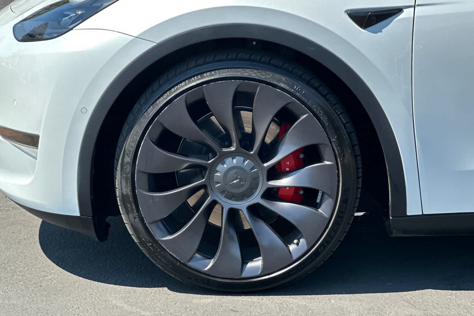 Thumbnail: 2021 Tesla Model Y - 23