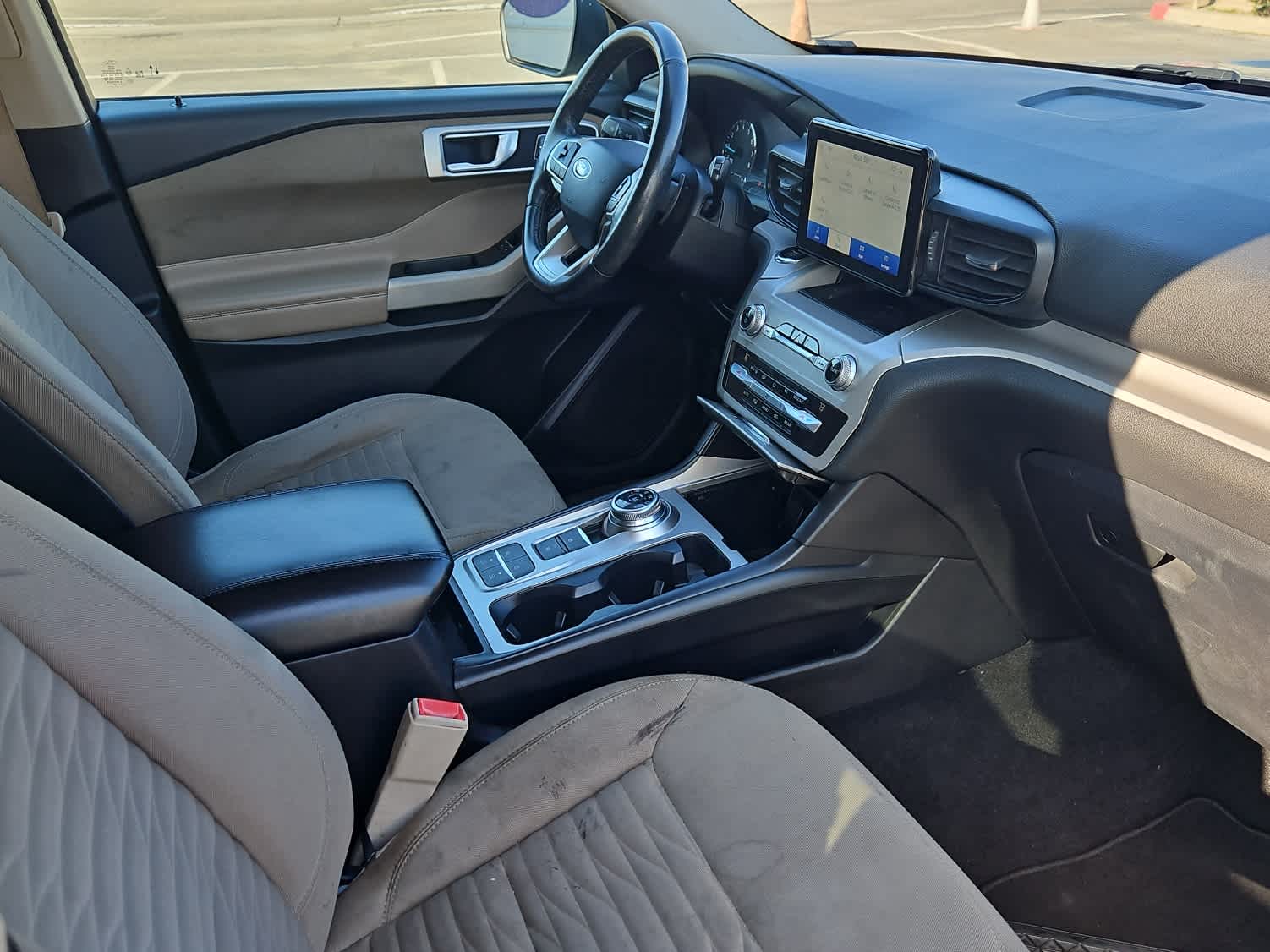 Thumbnail: 2020 Ford Explorer - 14