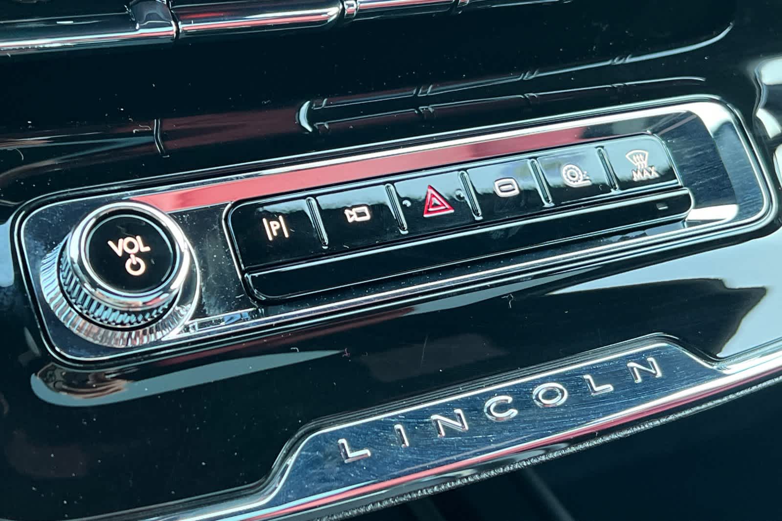 Thumbnail: 2026 Lincoln Corsair - 22