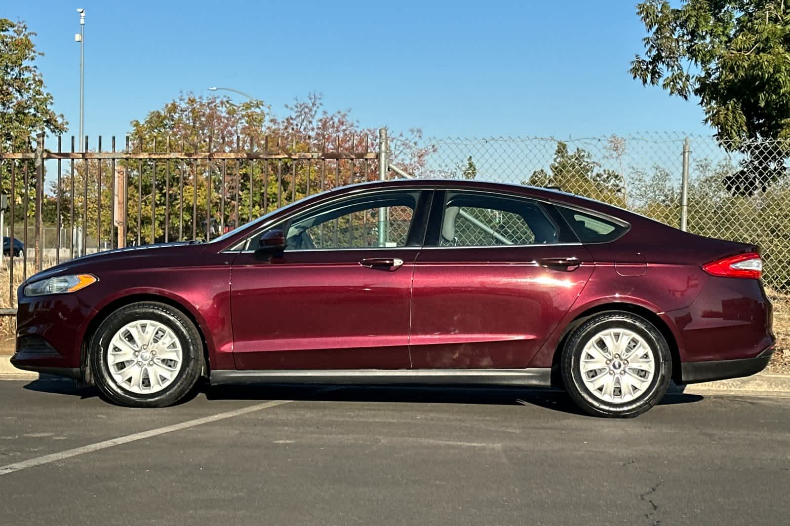 Thumbnail: 2013 Ford Fusion - 5