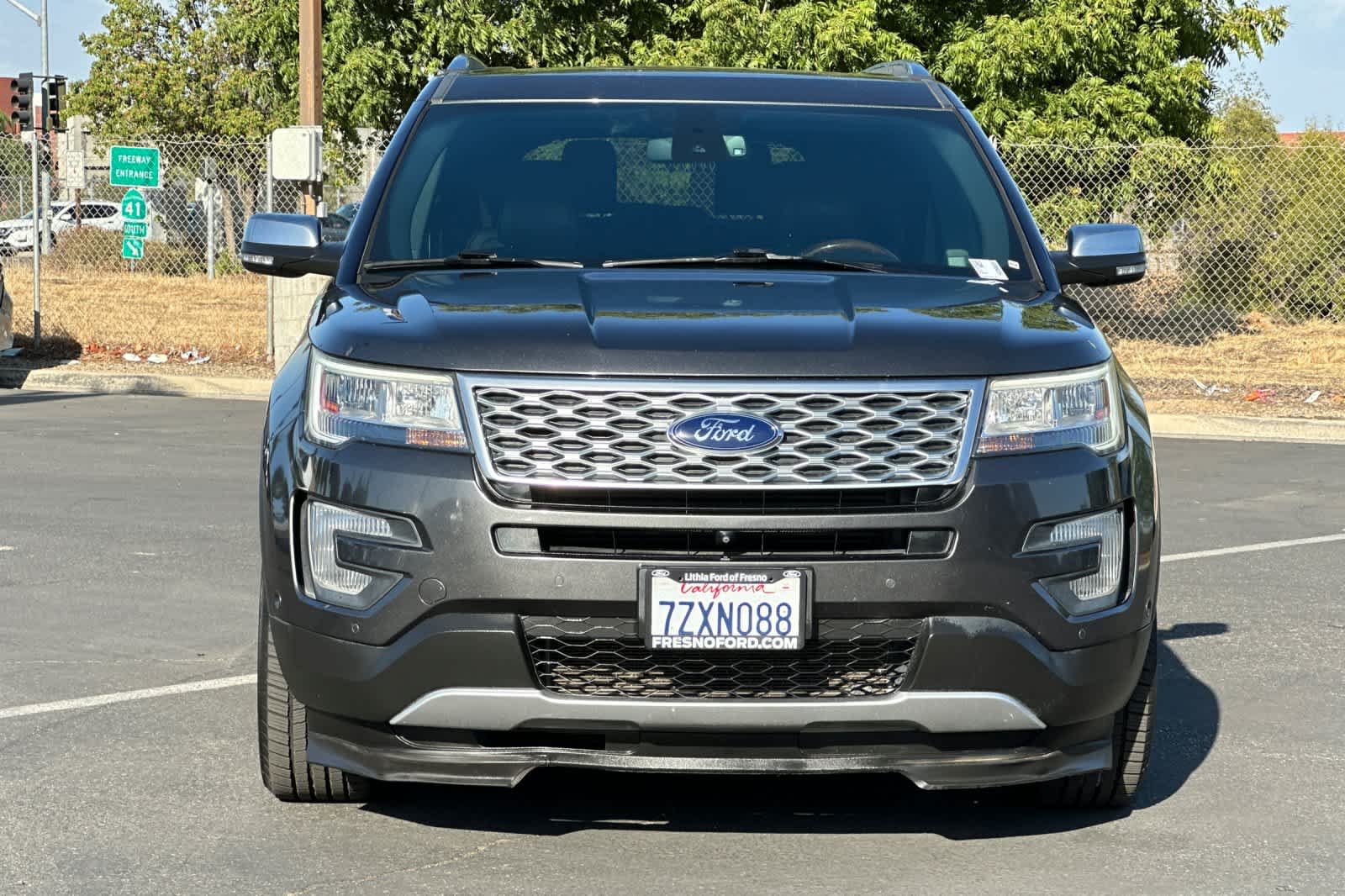 Thumbnail: 2017 Ford Explorer - 10
