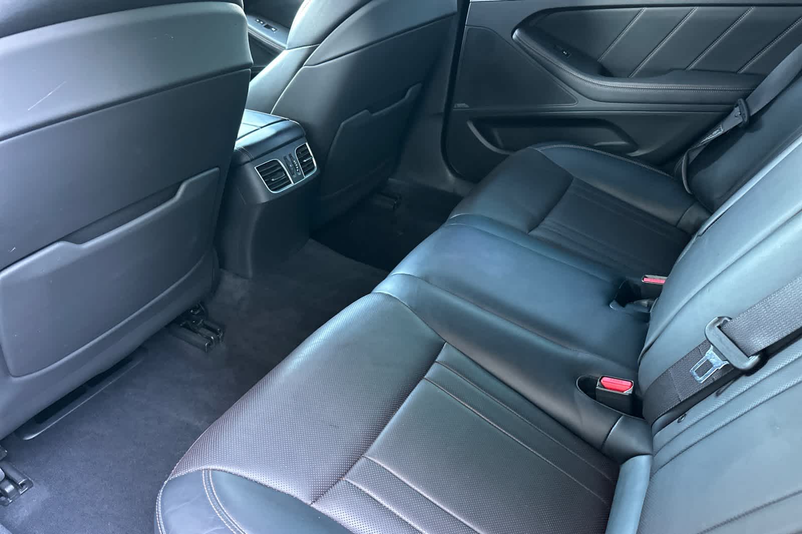 Thumbnail: 2018 Genesis G80 - 4