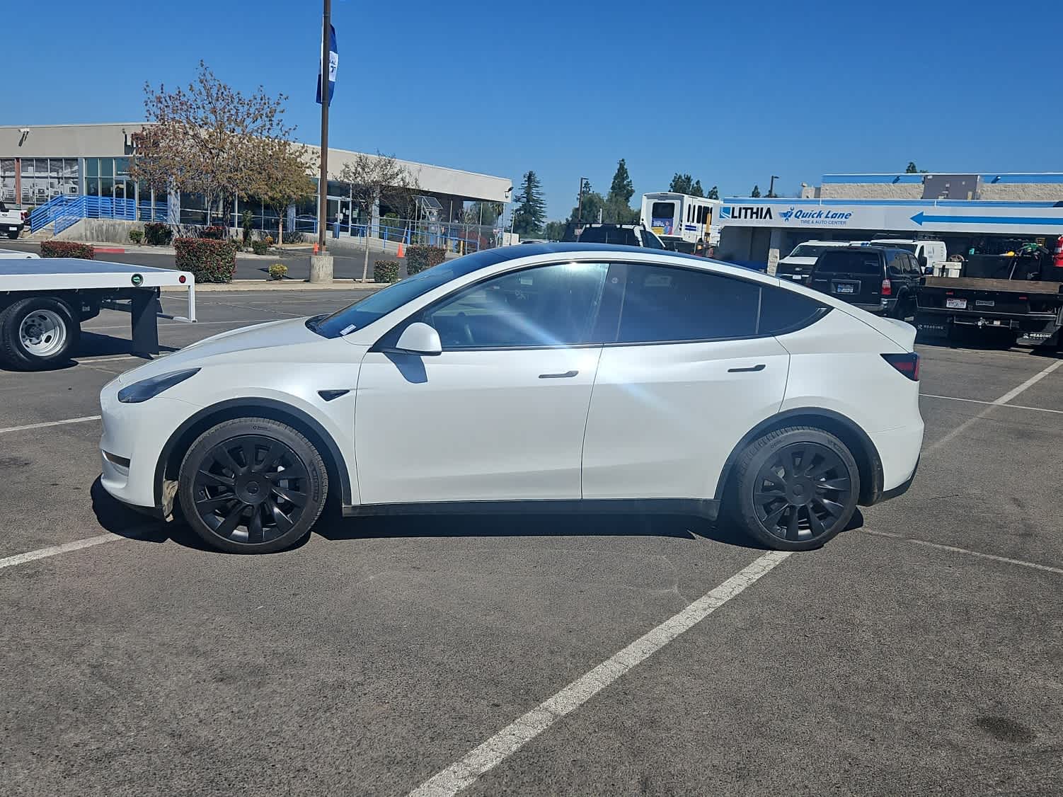 Thumbnail: 2021 Tesla Model Y - 5