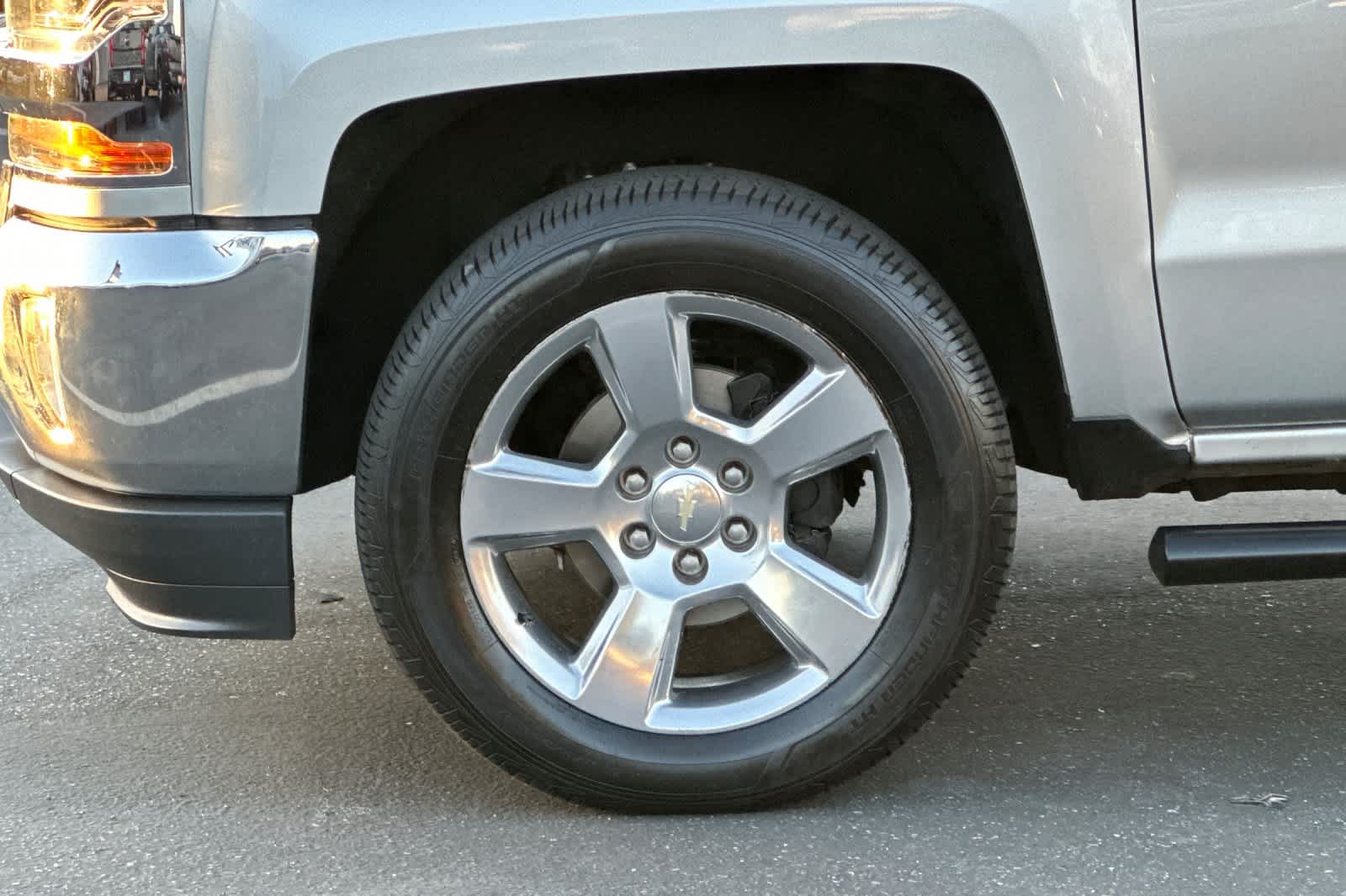 Thumbnail: 2017 Chevrolet Silverado 1500 - 25