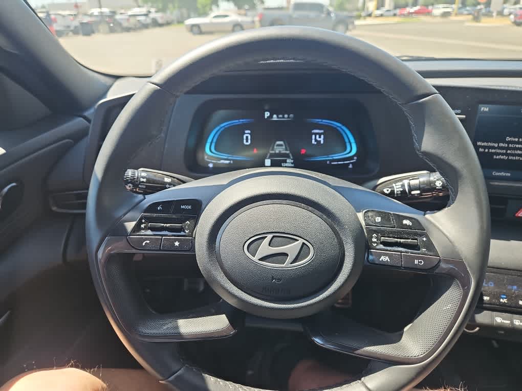Thumbnail: 2025 Hyundai Elantra - 13