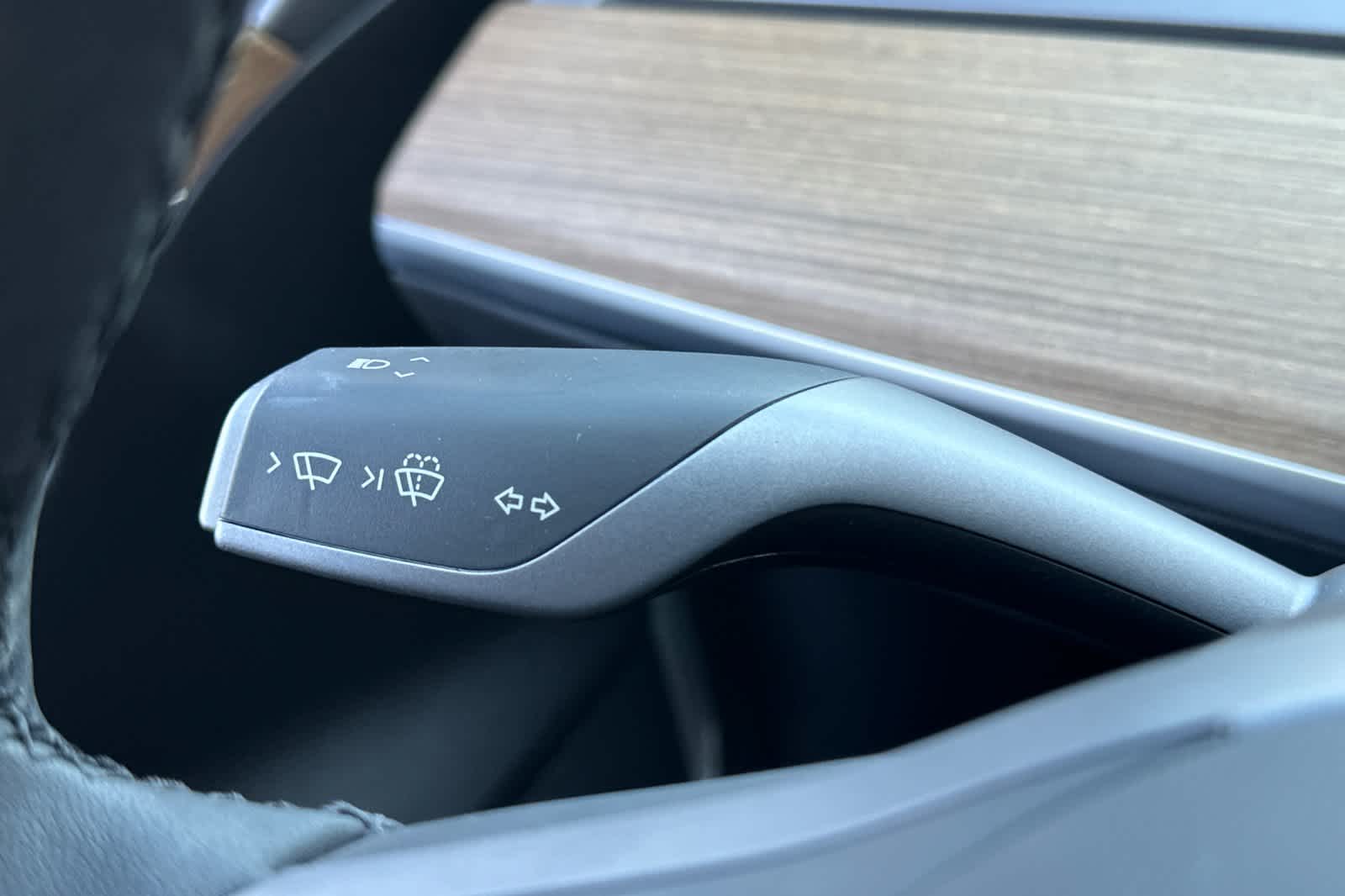 Thumbnail: 2022 Tesla Model 3 - 24