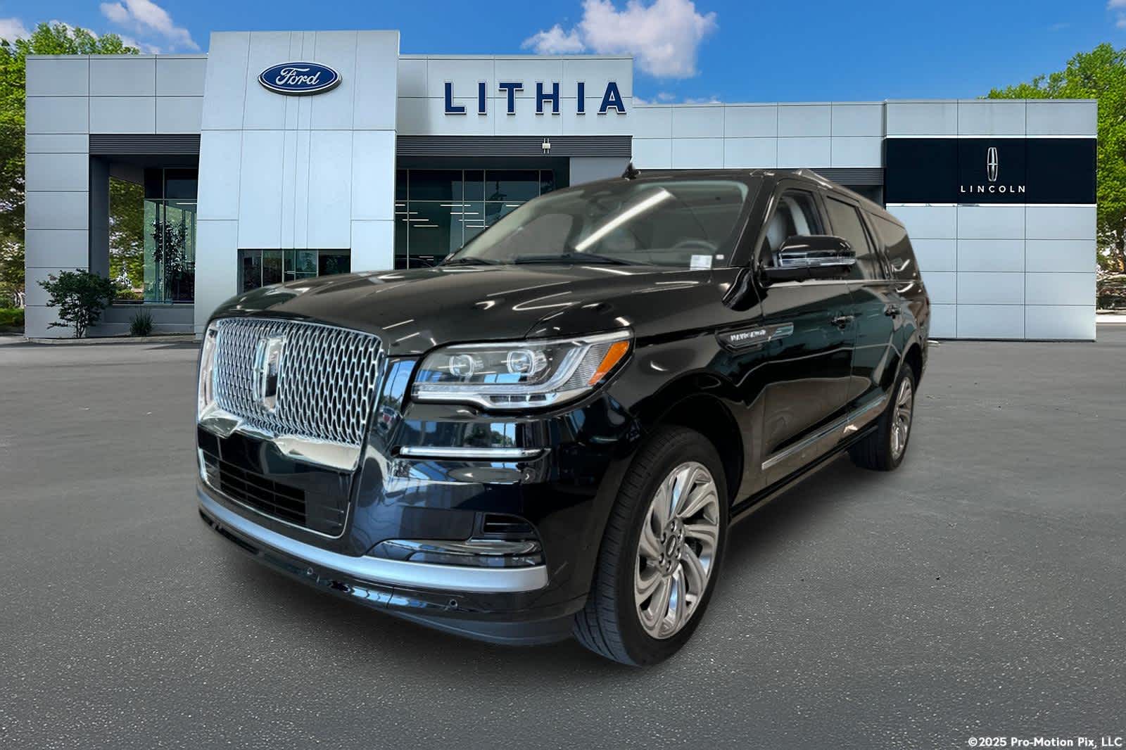 2024 Lincoln Navigator L Reserve -
                  Fresno, CA