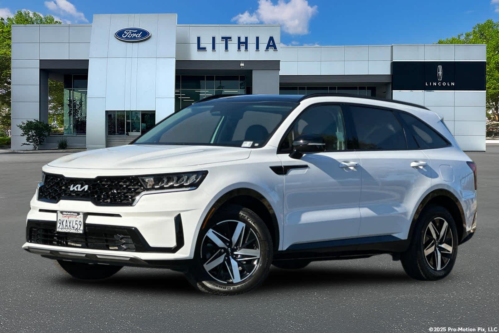 Thumbnail: 2023 Kia Sorento - 1