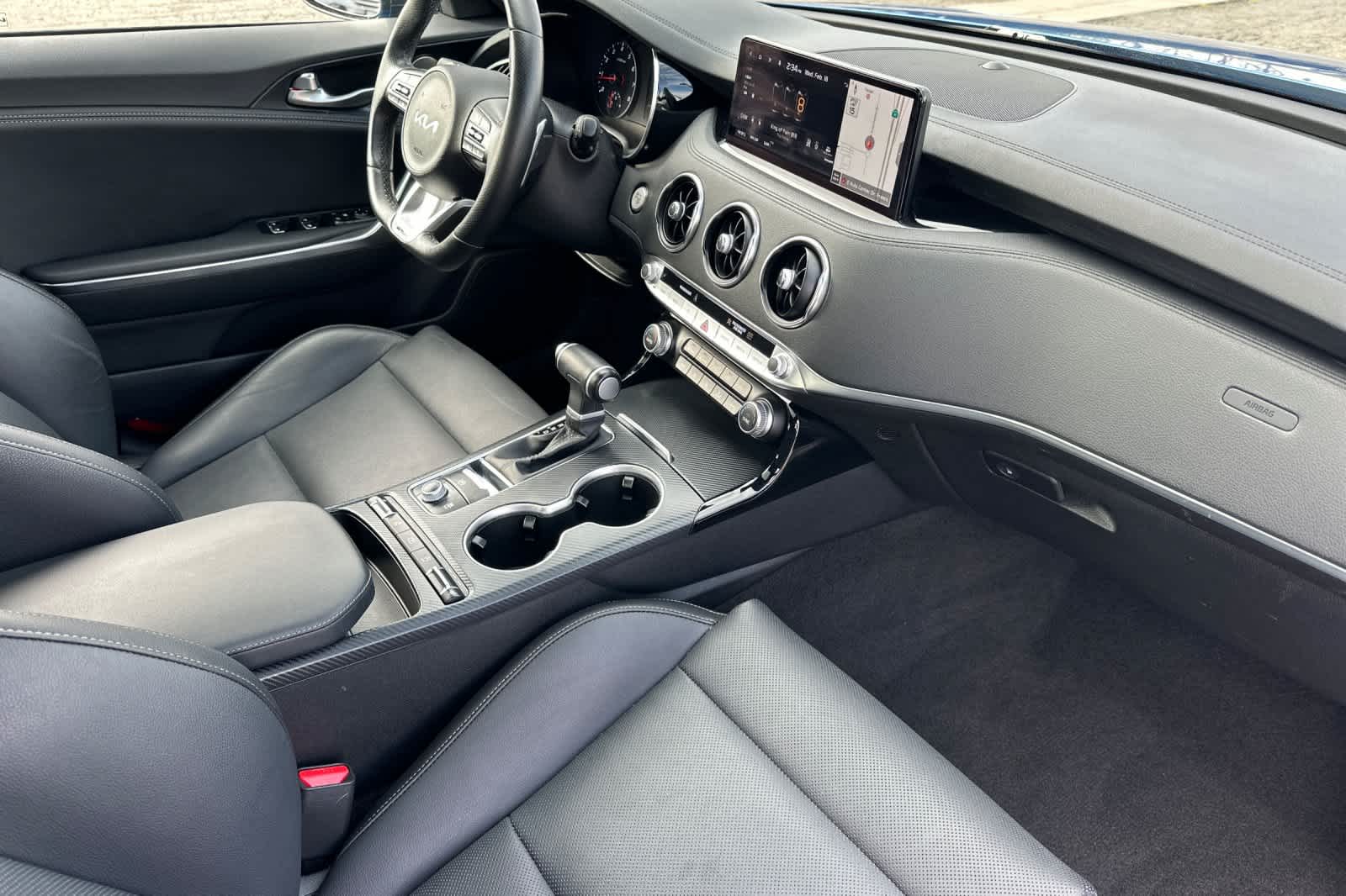 Thumbnail: 2023 Kia Stinger - 16