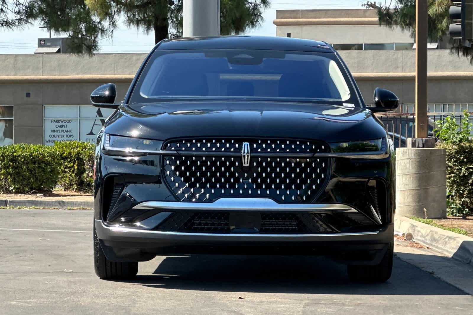 Thumbnail: 2026 Lincoln Nautilus - 9