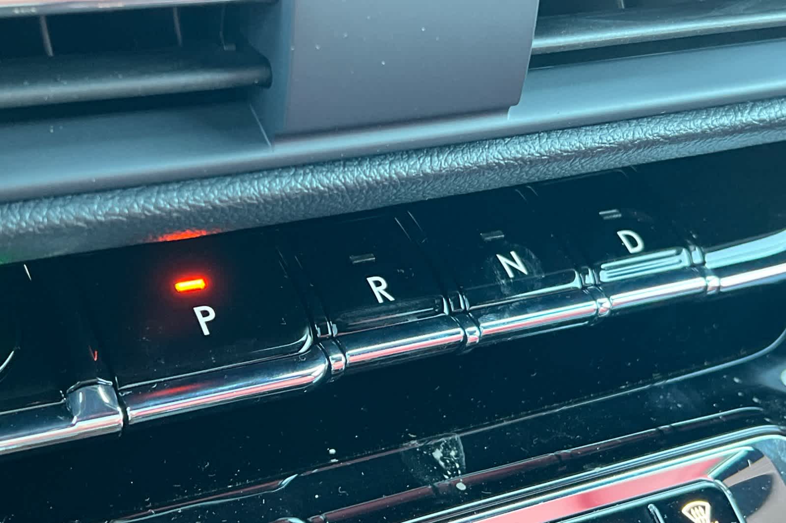 Thumbnail: 2026 Lincoln Corsair - 23