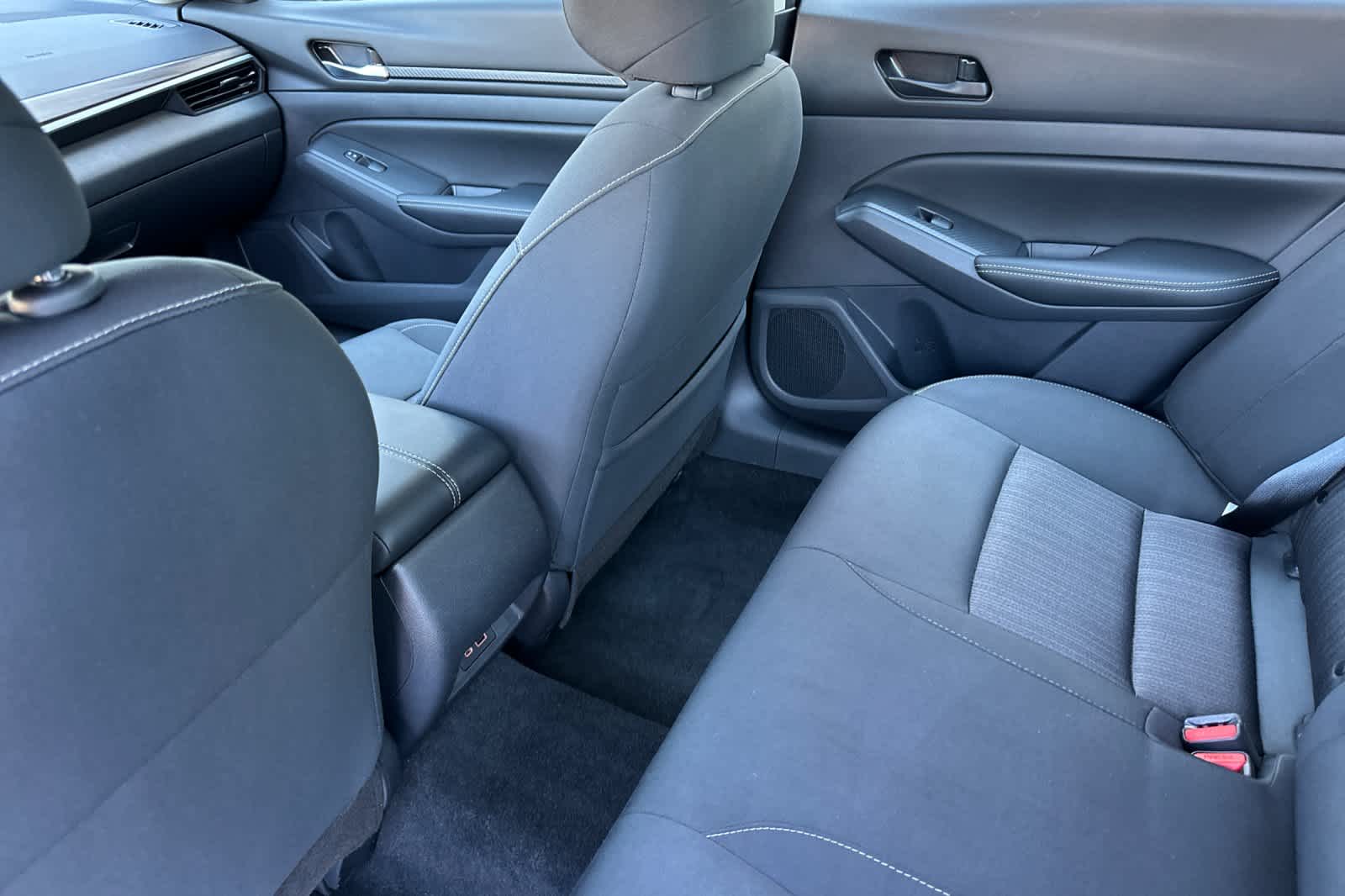 2025 Nissan Altima SV 4