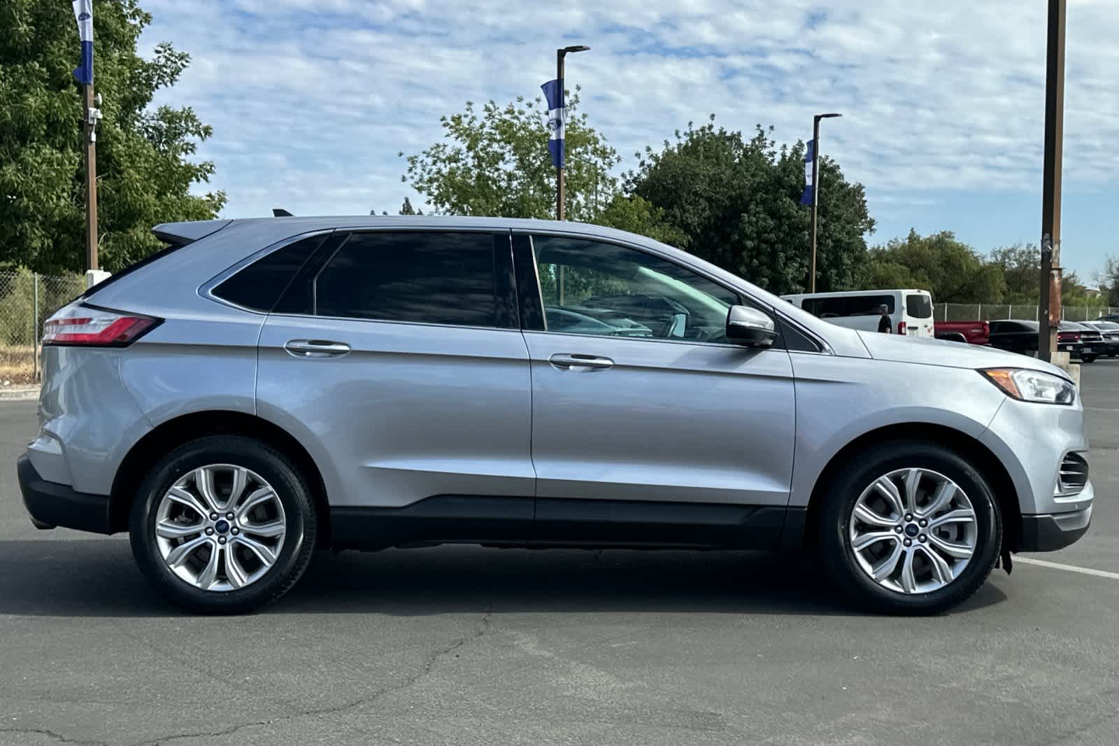 Thumbnail: 2022 Ford Edge - 8