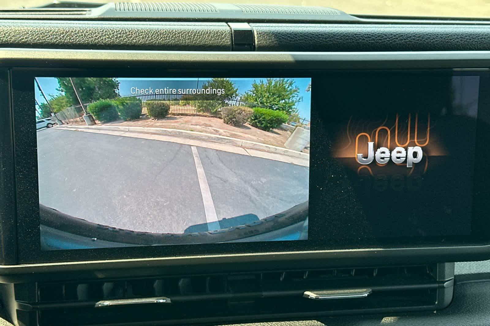 Thumbnail: 2024 Jeep Wrangler - 19