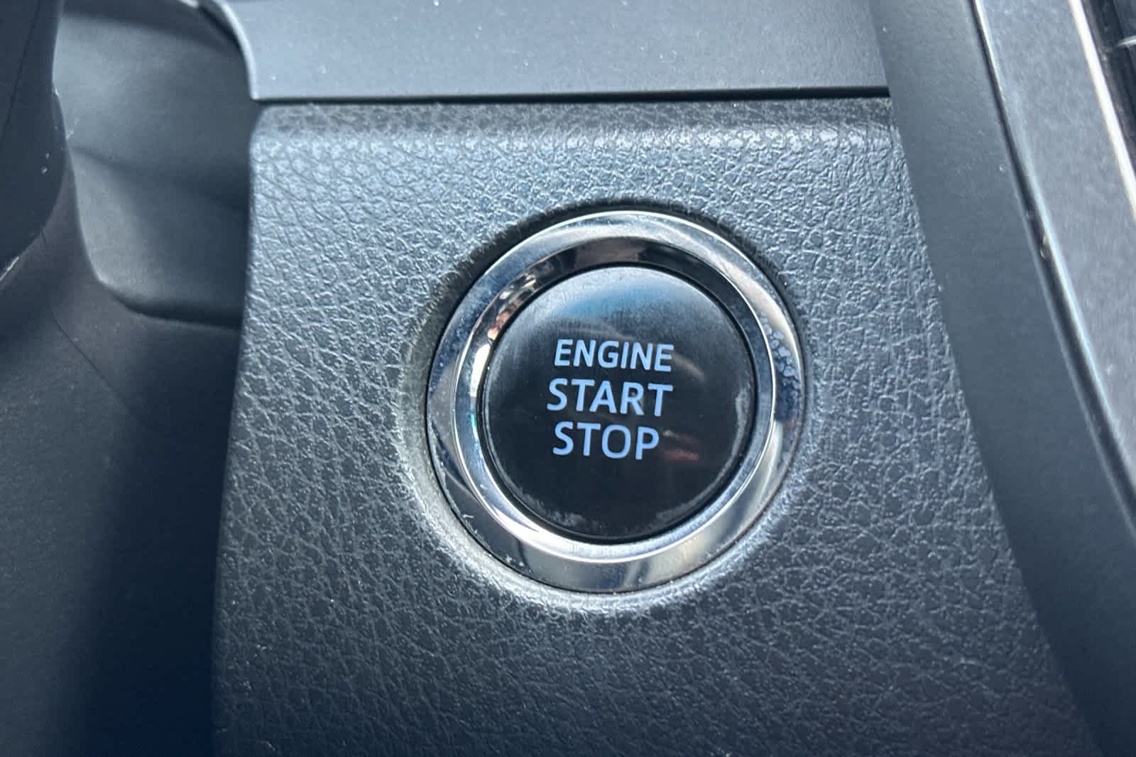 Thumbnail: 2018 Toyota Camry - 20