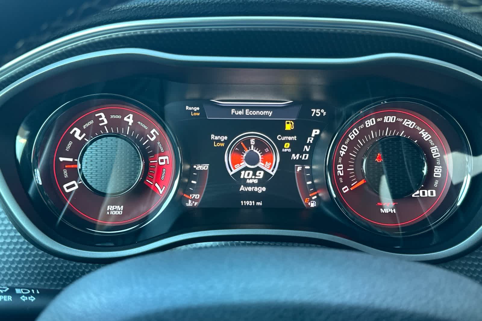 Thumbnail: 2015 Dodge Challenger - 23