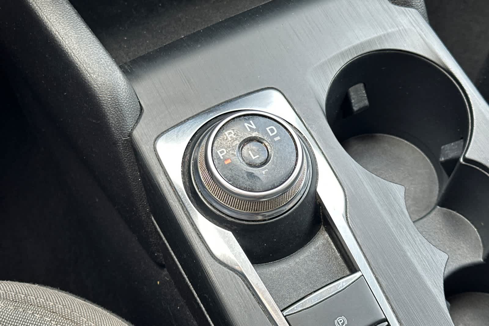 Thumbnail: 2022 Ford Escape - 21