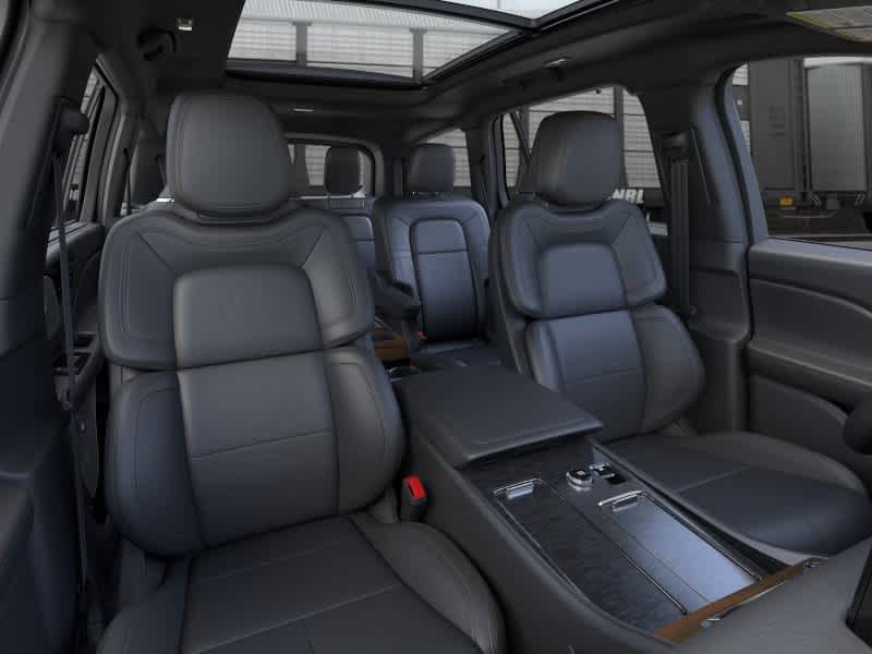 Thumbnail: 2026 Lincoln Aviator - 11