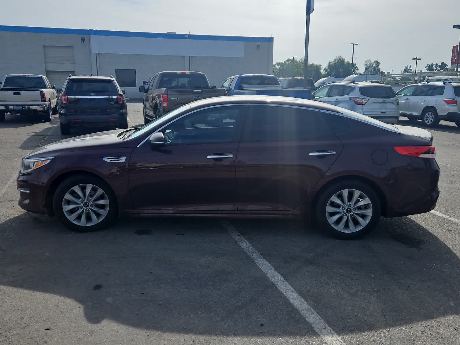 Thumbnail: 2016 Kia Optima - 5