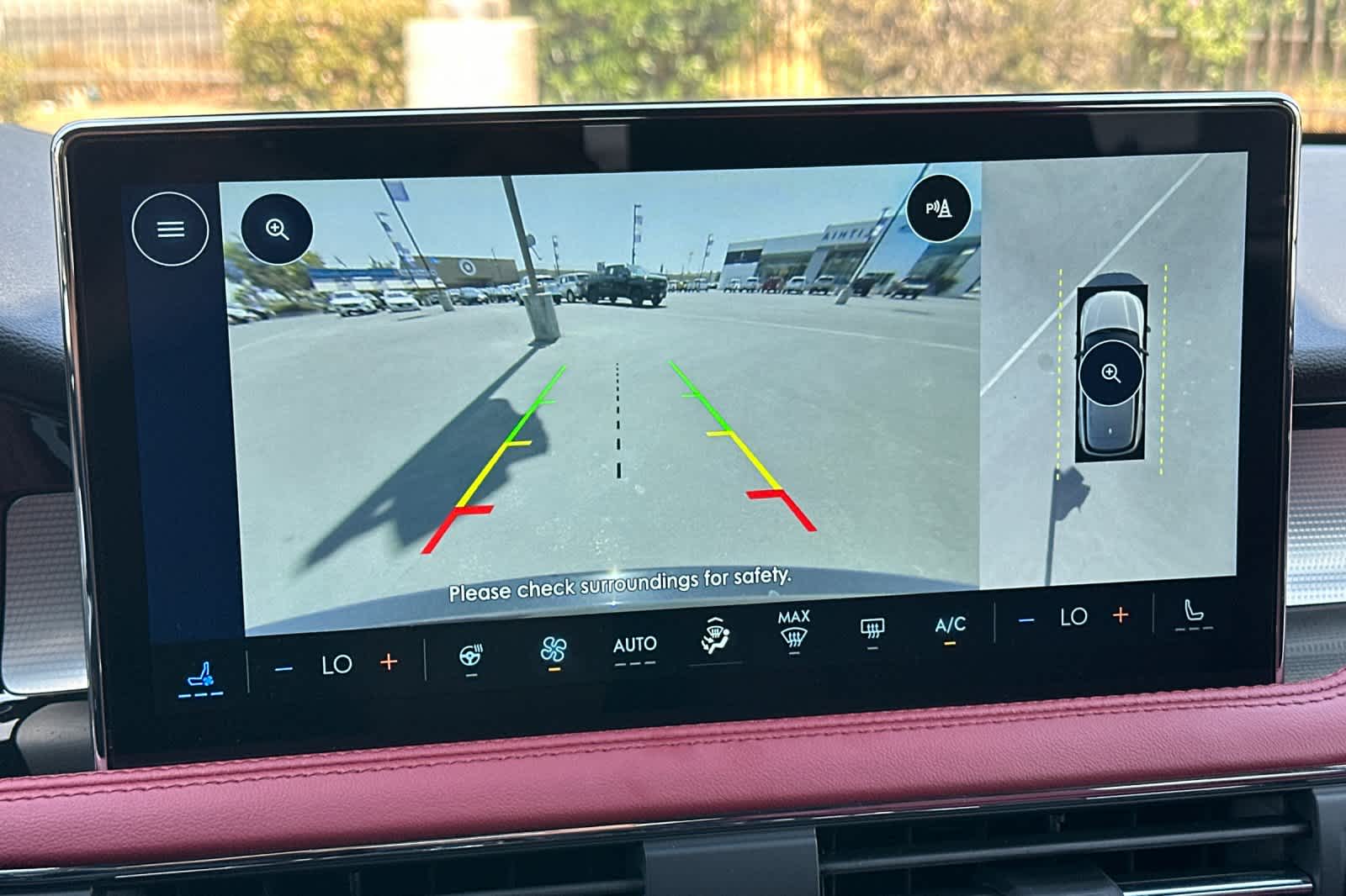 Thumbnail: 2025 Lincoln Corsair - 20