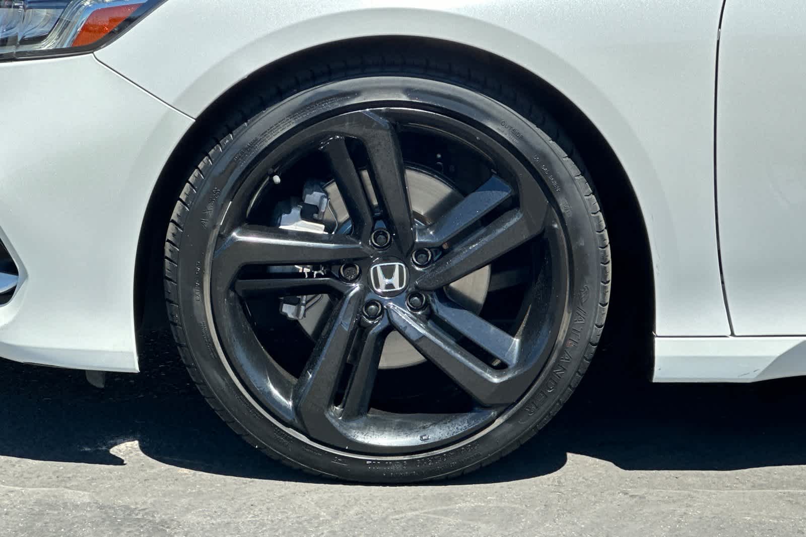 Thumbnail: 2019 Honda Accord - 24