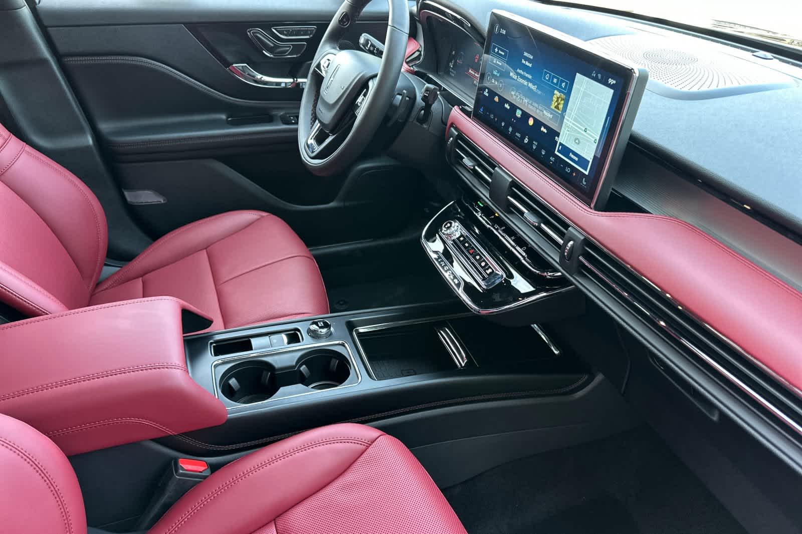 Thumbnail: 2025 Lincoln Corsair - 17