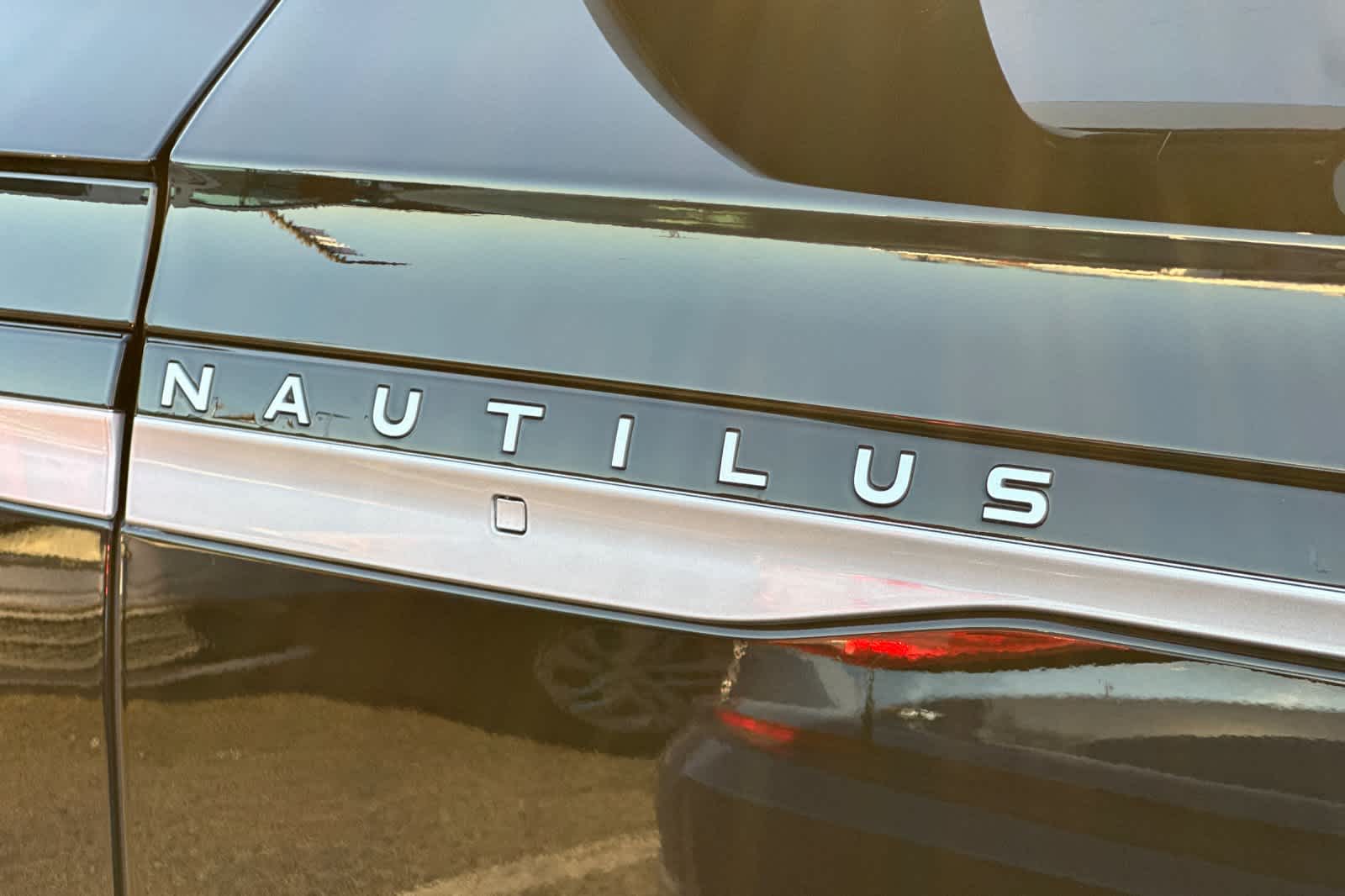 Thumbnail: 2026 Lincoln Nautilus - 28