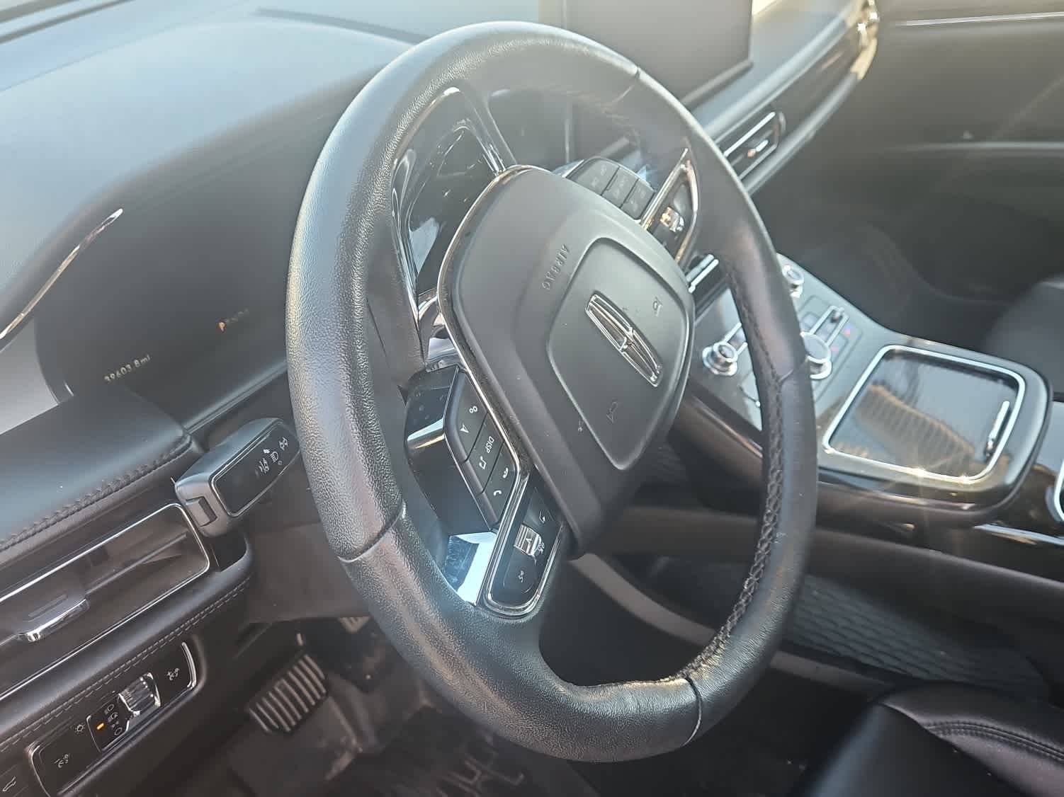 Thumbnail: 2023 Lincoln Nautilus - 2