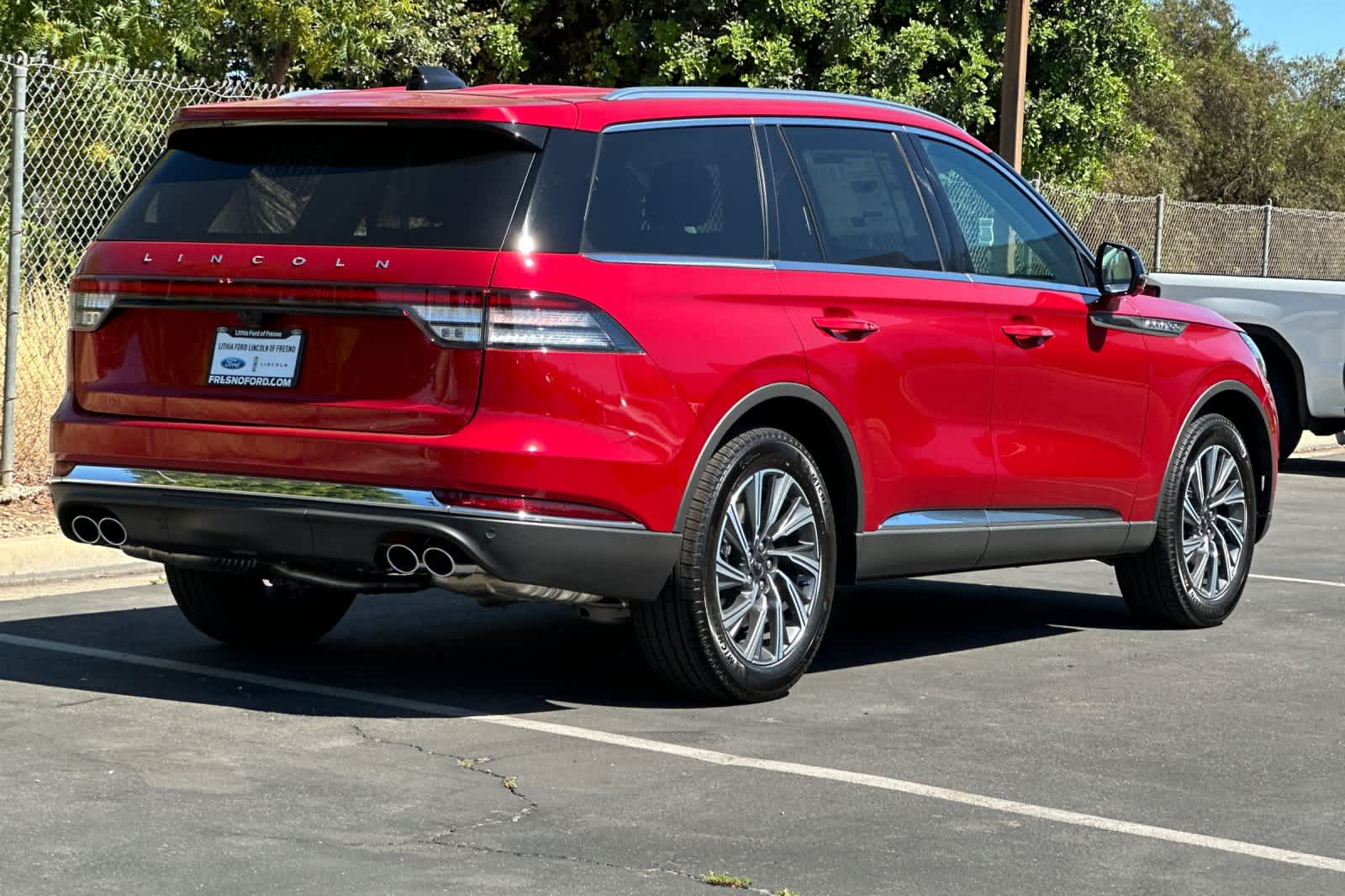 Thumbnail: 2026 Lincoln Aviator - 2