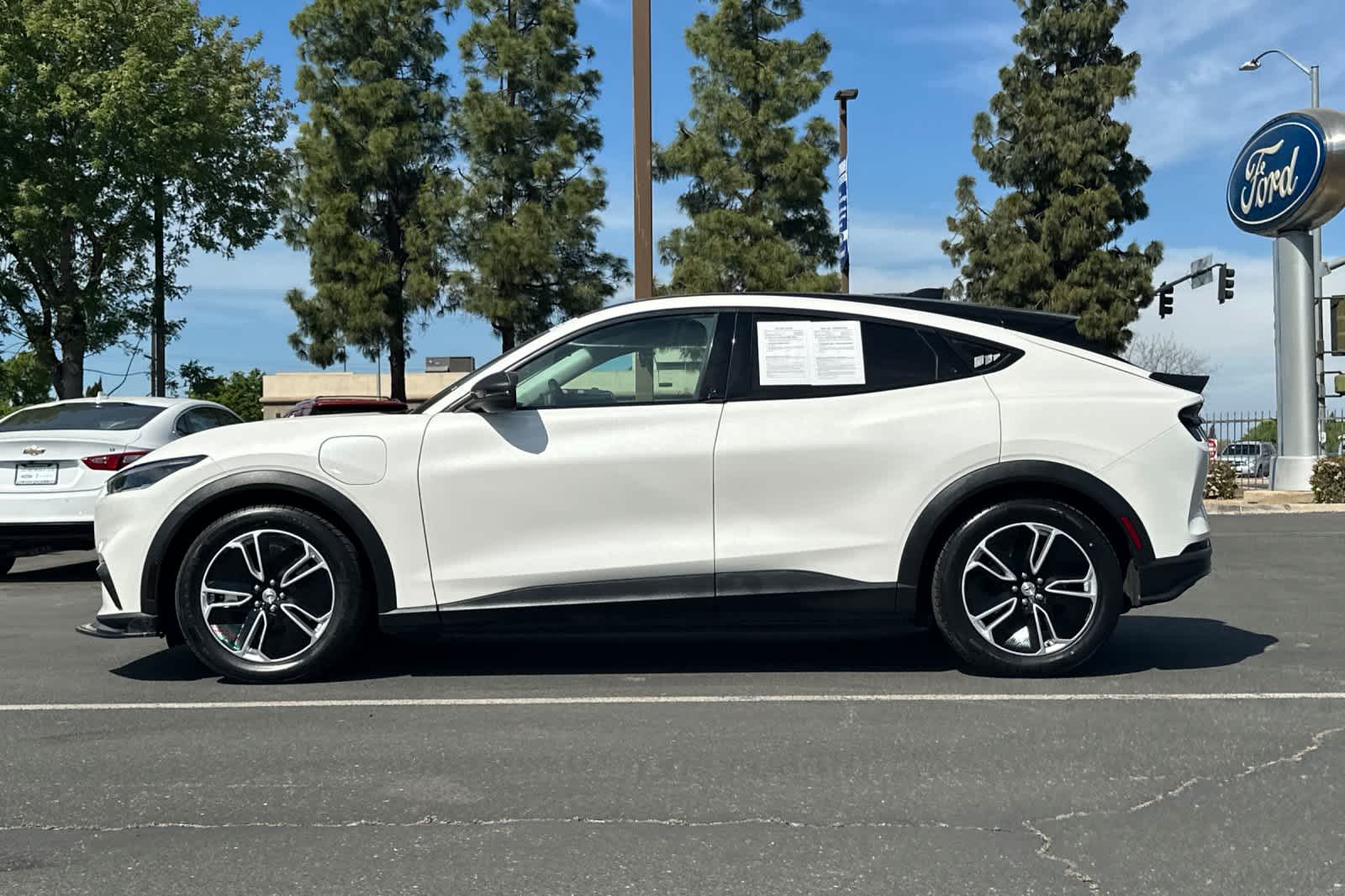 Thumbnail: 2021 Ford Mustang Mach-E - 6