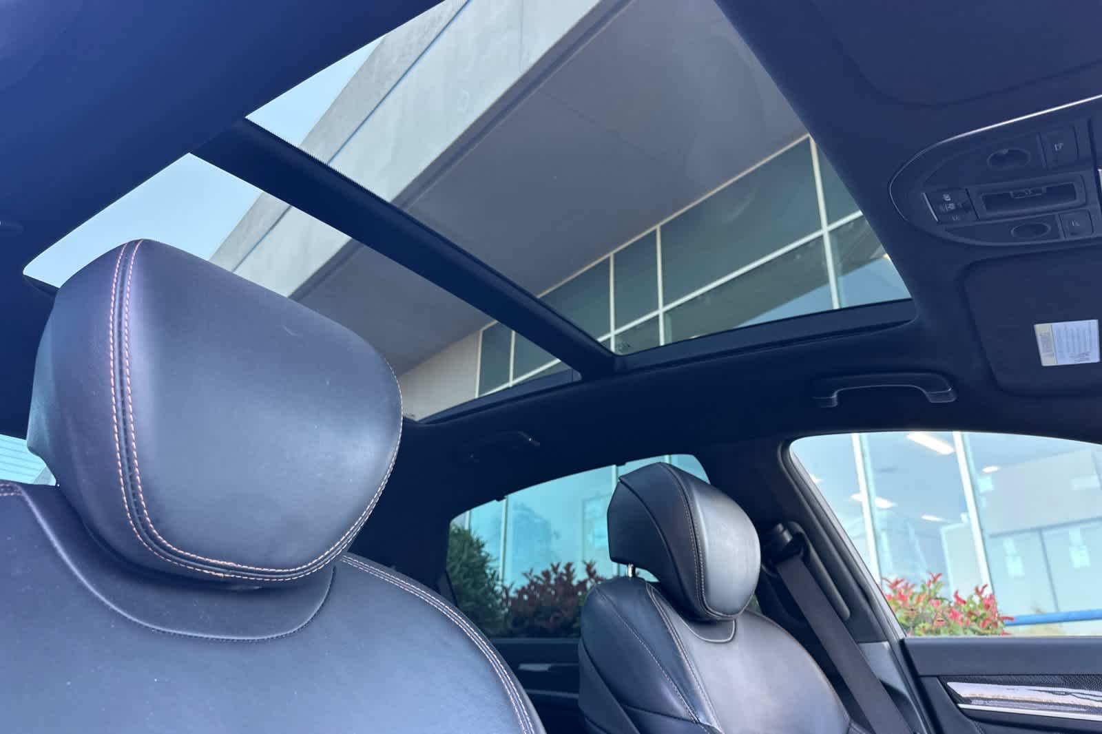 Thumbnail: 2018 Genesis G80 - 16