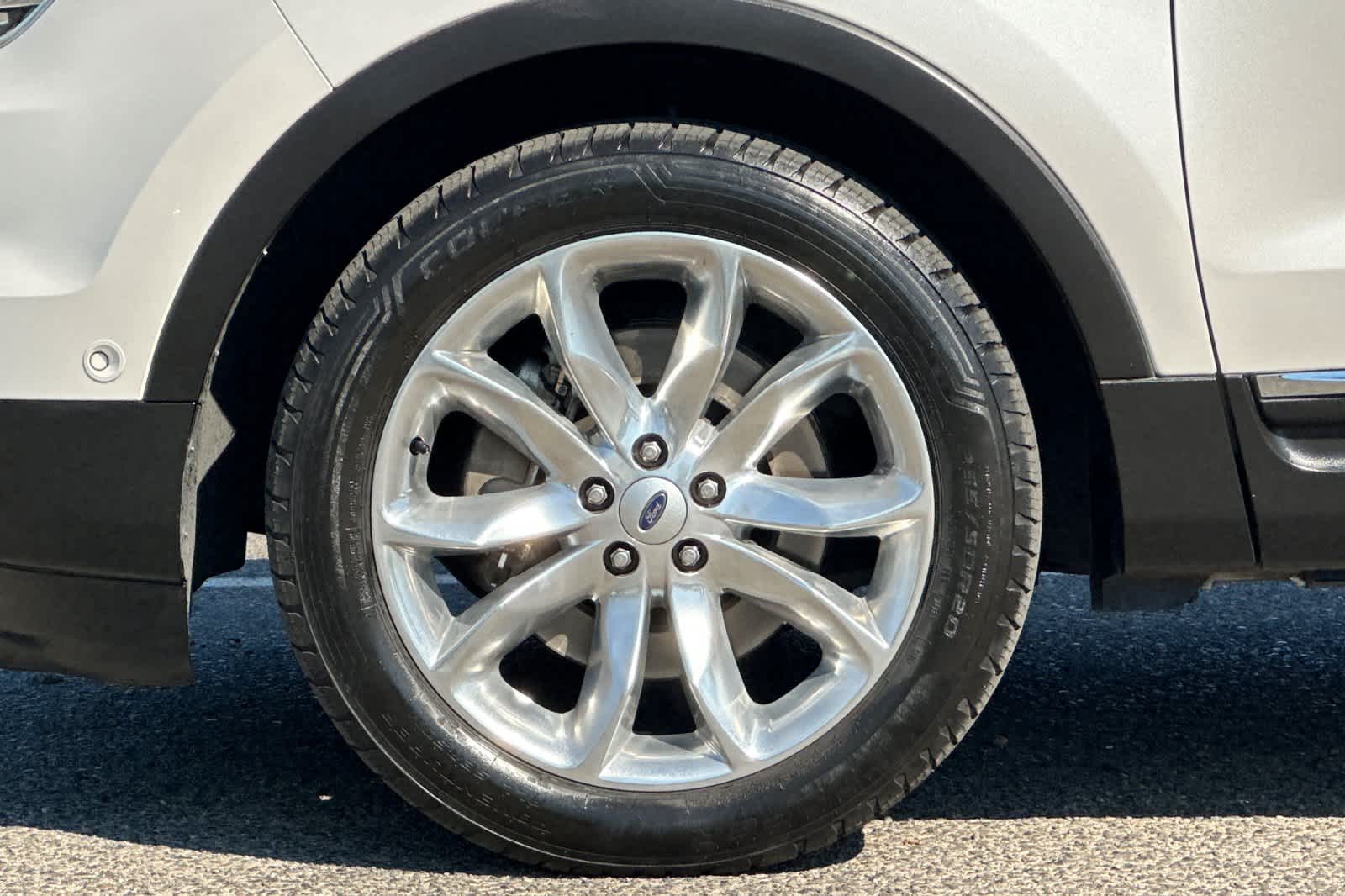 Thumbnail: 2014 Ford Explorer - 27