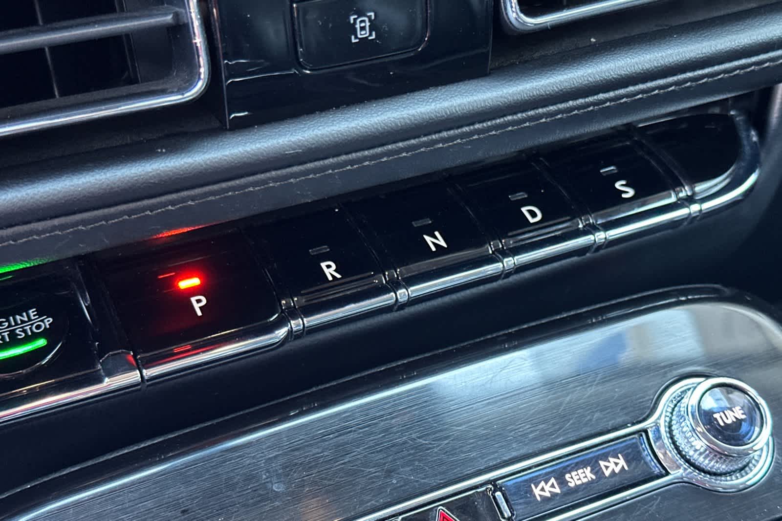 Thumbnail: 2023 Lincoln Nautilus - 22