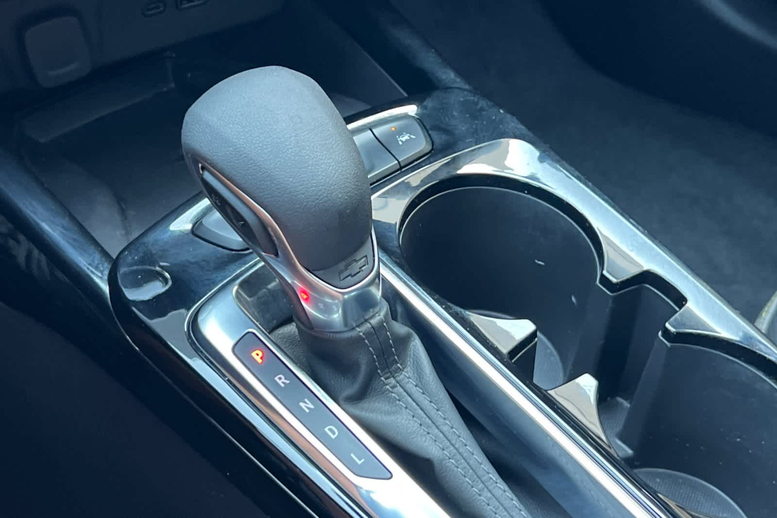 Thumbnail: 2025 Chevrolet Trax - 21