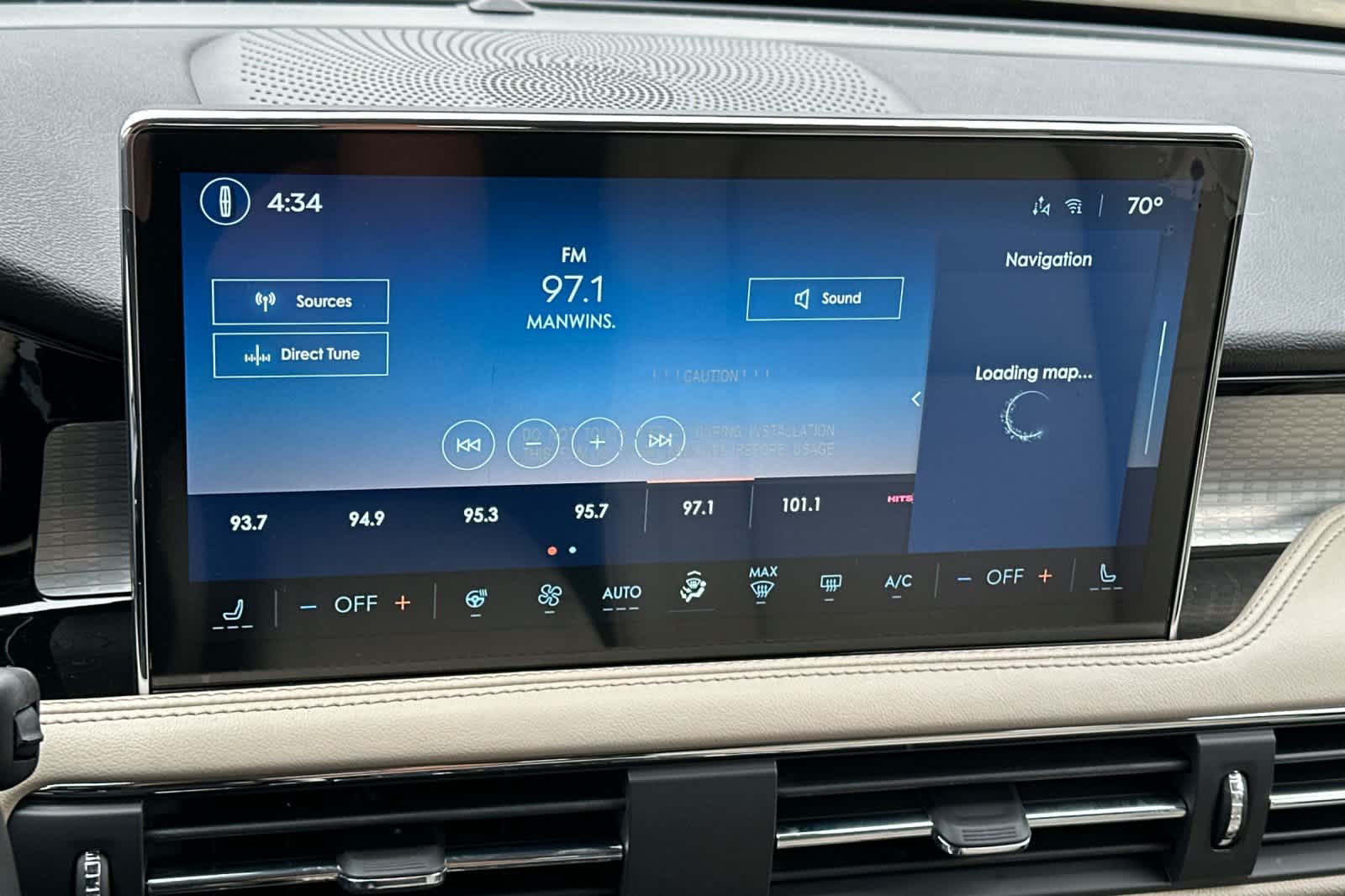 Thumbnail: 2025 Lincoln Corsair - 19