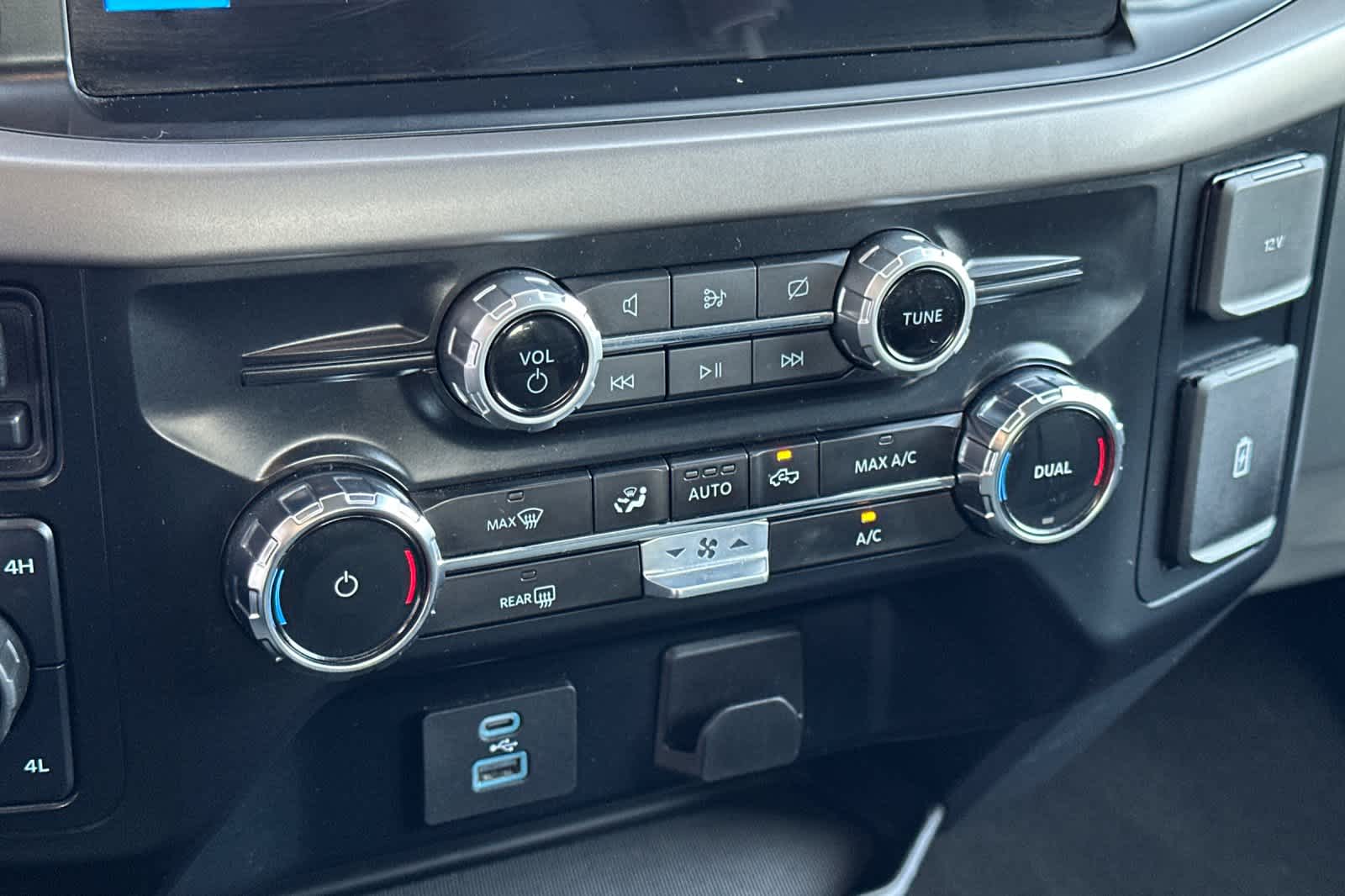 Thumbnail: 2024 Ford F-150 - 21