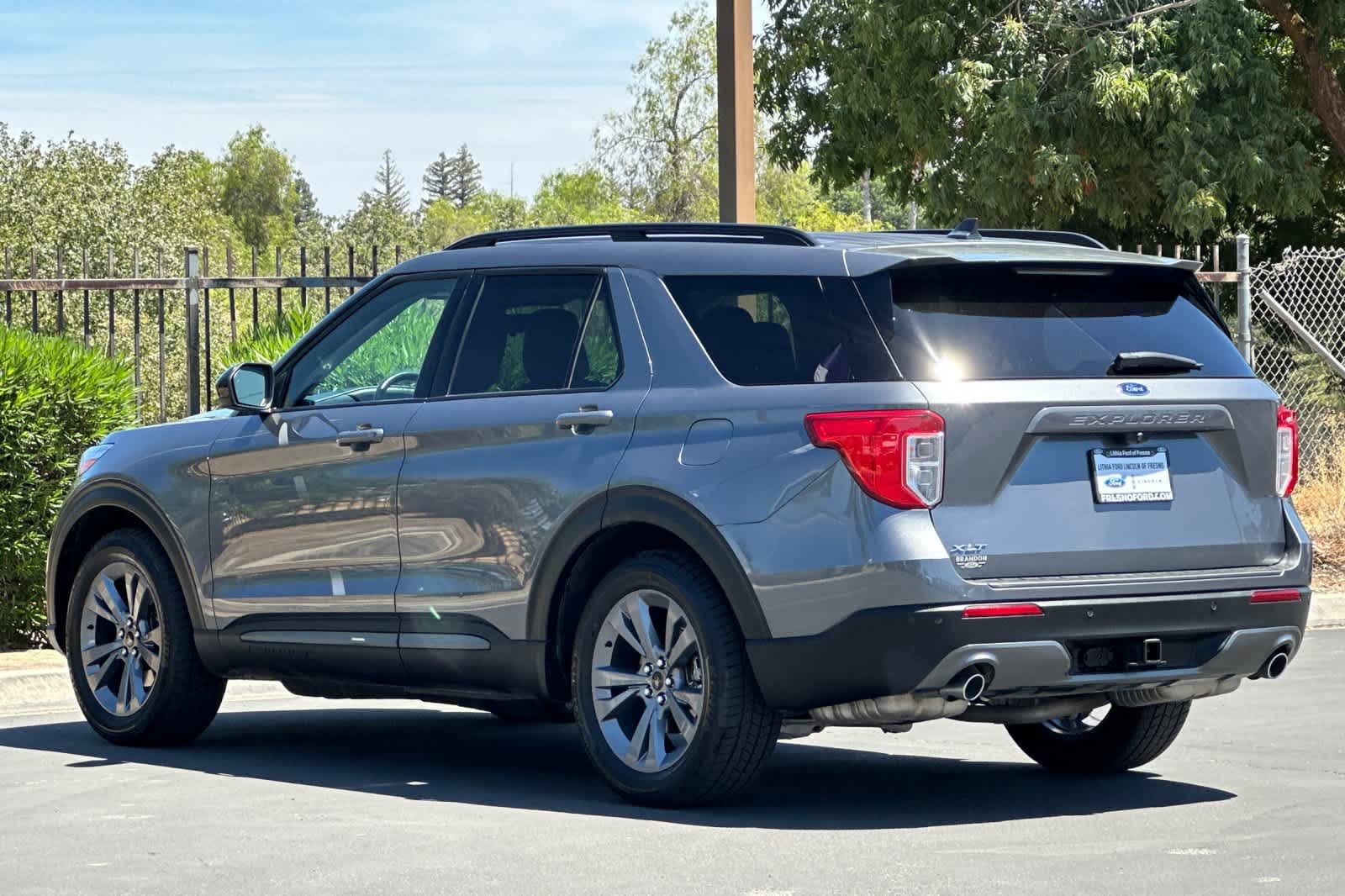 Thumbnail: 2022 Ford Explorer - 7