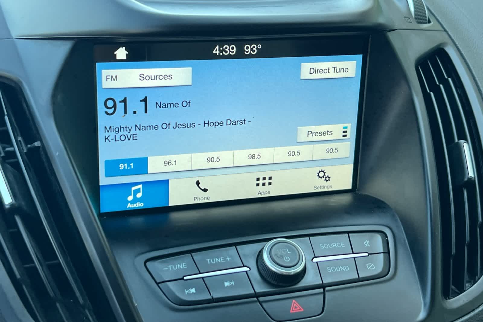 Thumbnail: 2019 Ford Escape - 18