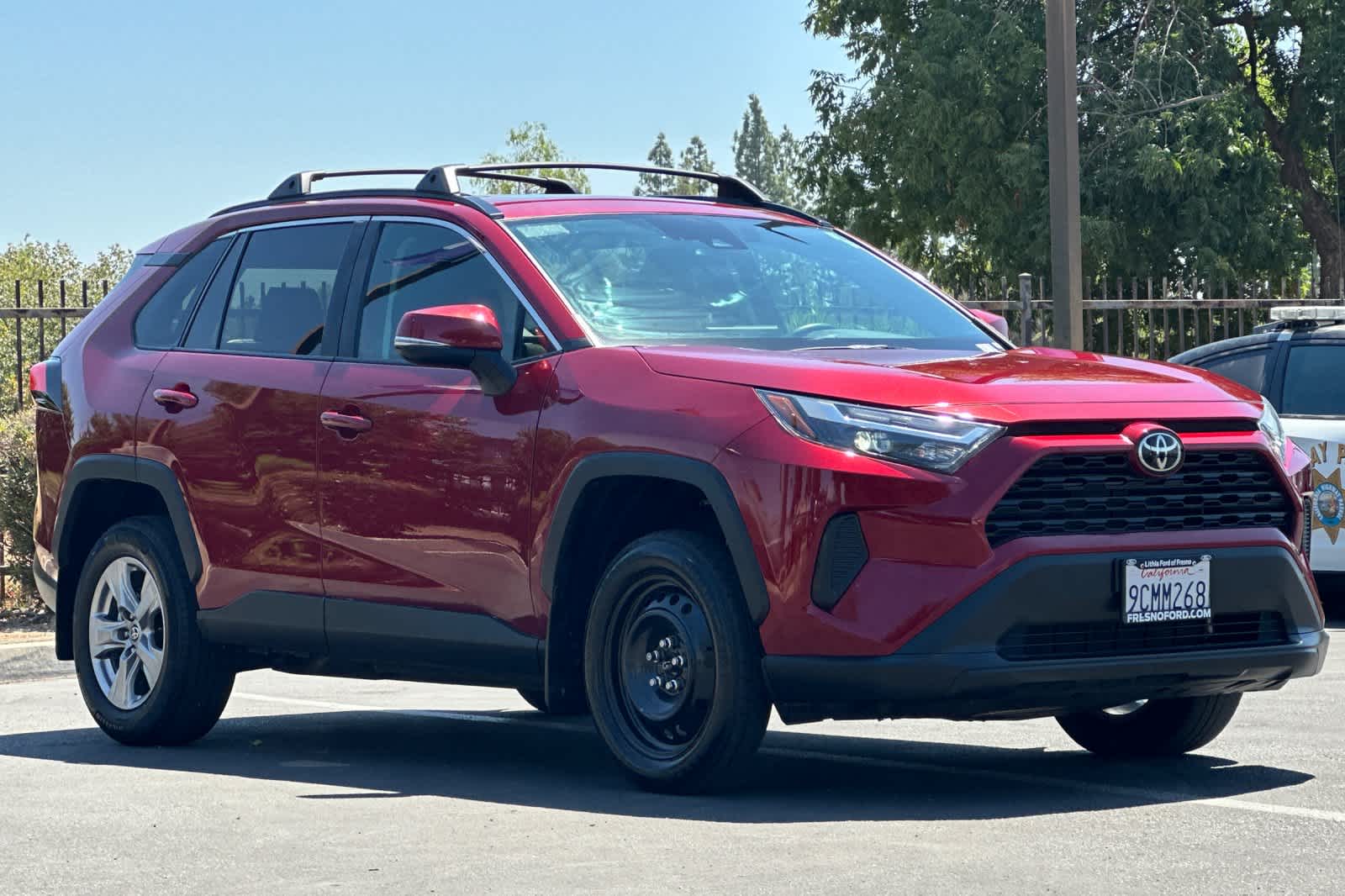 Thumbnail: 2022 Toyota RAV4 - 10
