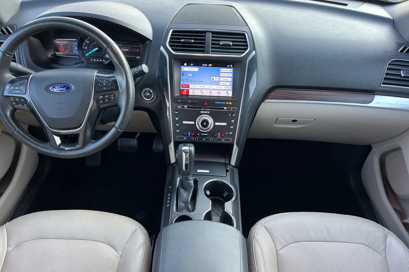 Thumbnail: 2018 Ford Explorer - 3