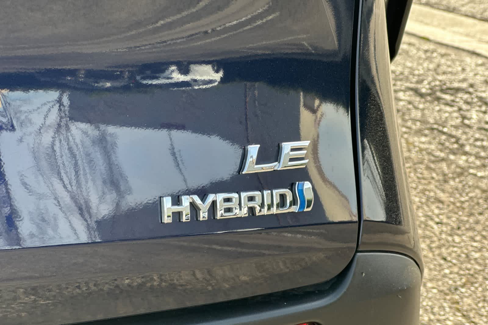 Thumbnail: 2024 Toyota Sienna - 29